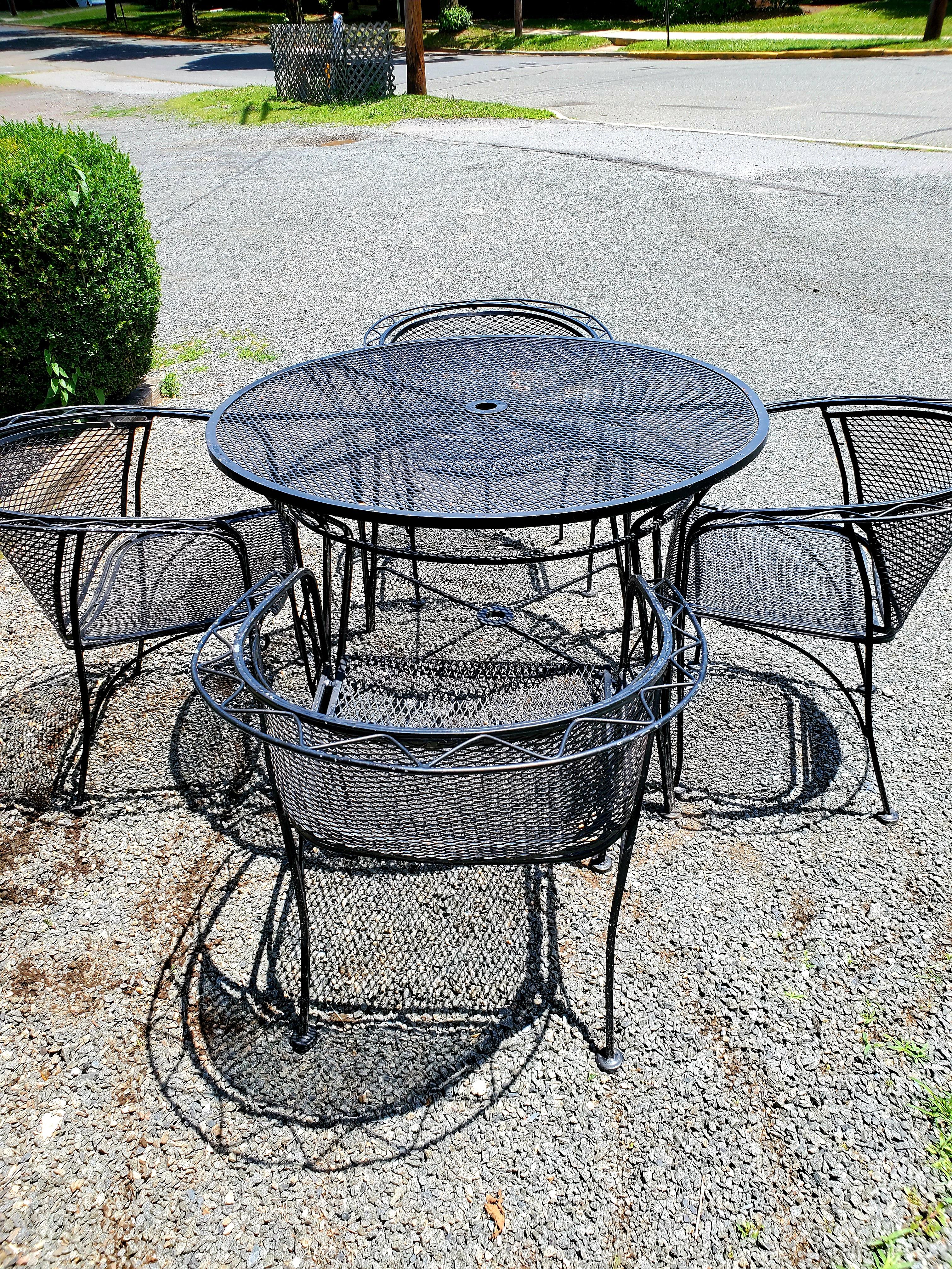 Classic Black Iron Mid-Century Modern Outdoor Dining Table and Chairs 1