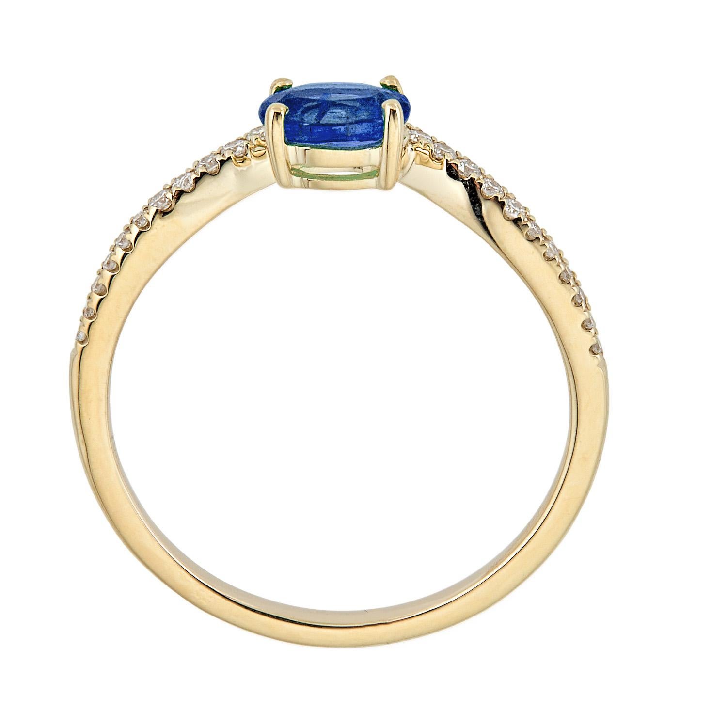 Art Deco Classic Blue Sapphire 10k Yellow Gold Oval Cut with Round-Cut Diamond Ring For Sale