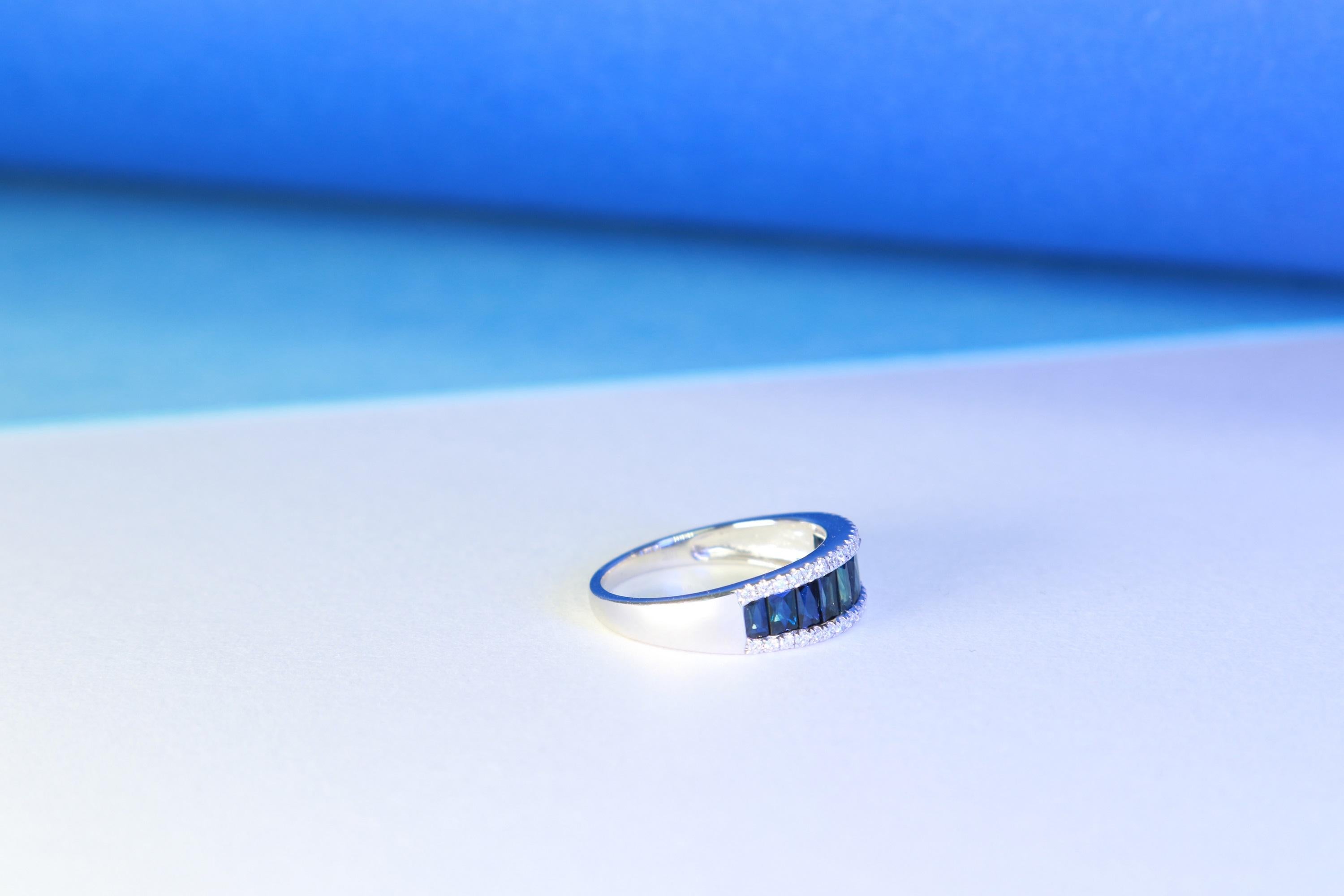 Women's Classic Blue Sapphire Baguette Cut Round-Cut Diamond Accents 10k White Gold Ring For Sale