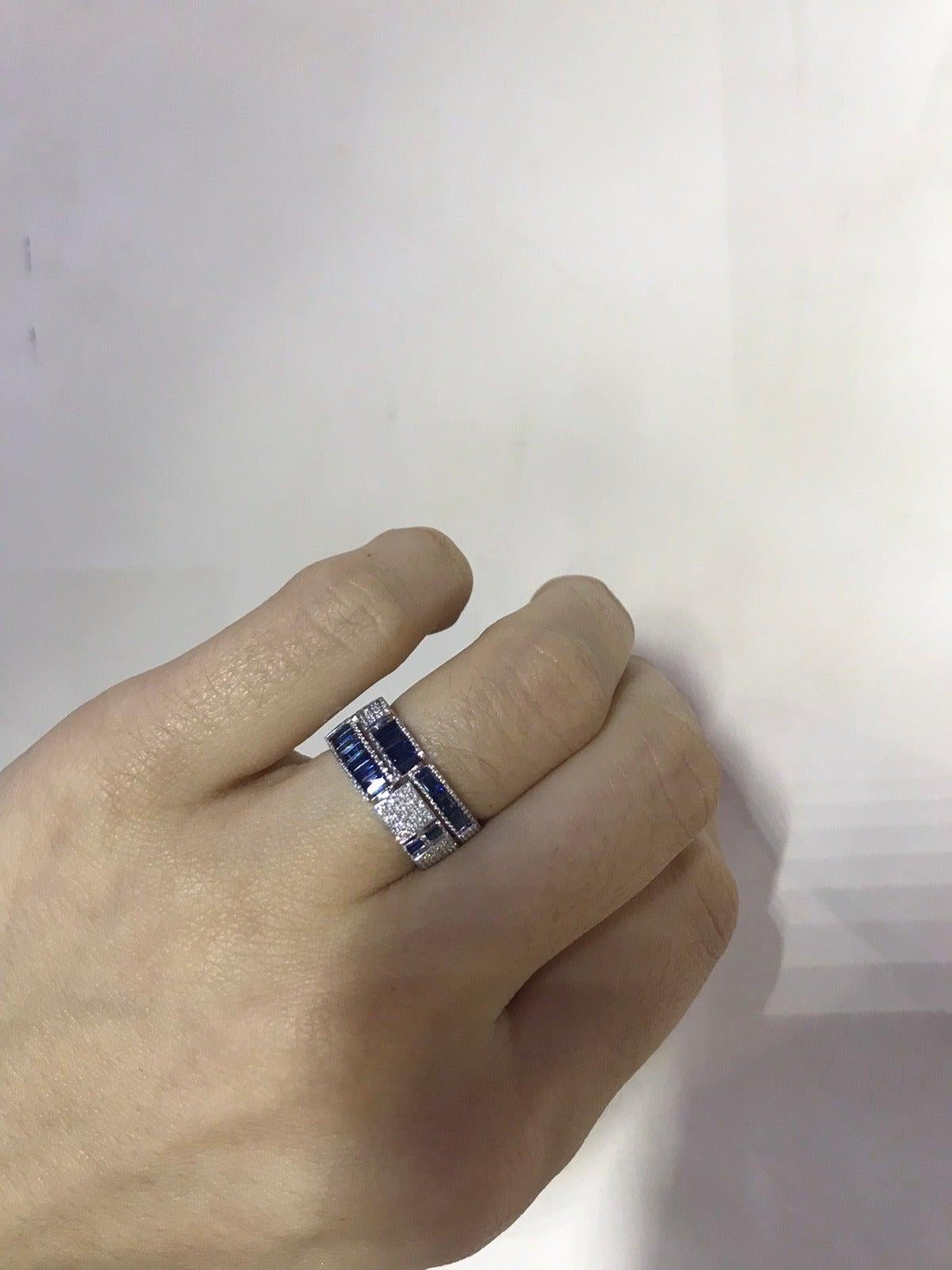For Sale:  Classic Blue Sapphire Diamond White Gold Ring 4