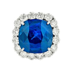 Classic Blue Sapphire Ring in Platinfassung mit runden Diamanten