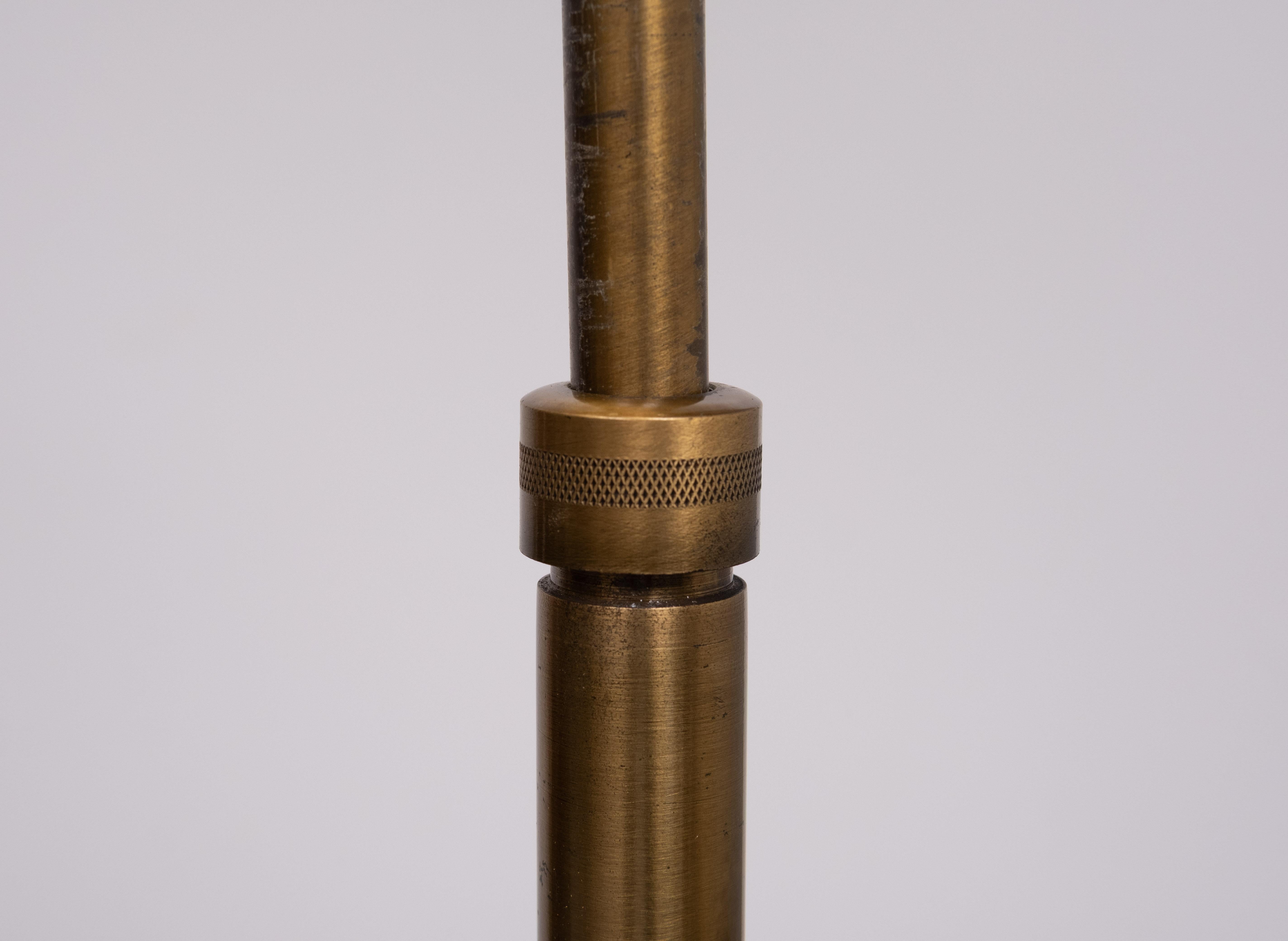 Lampada da terra regolabile in ottone classico anni '70 Germania in vendita 3