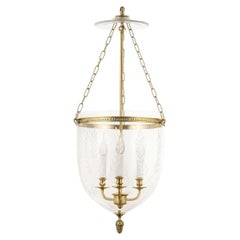 Lustre classique en laiton et verre gravé
