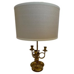 Klassische Bouillotte Tischlampe aus Messing mit 3 Kerzenarmen