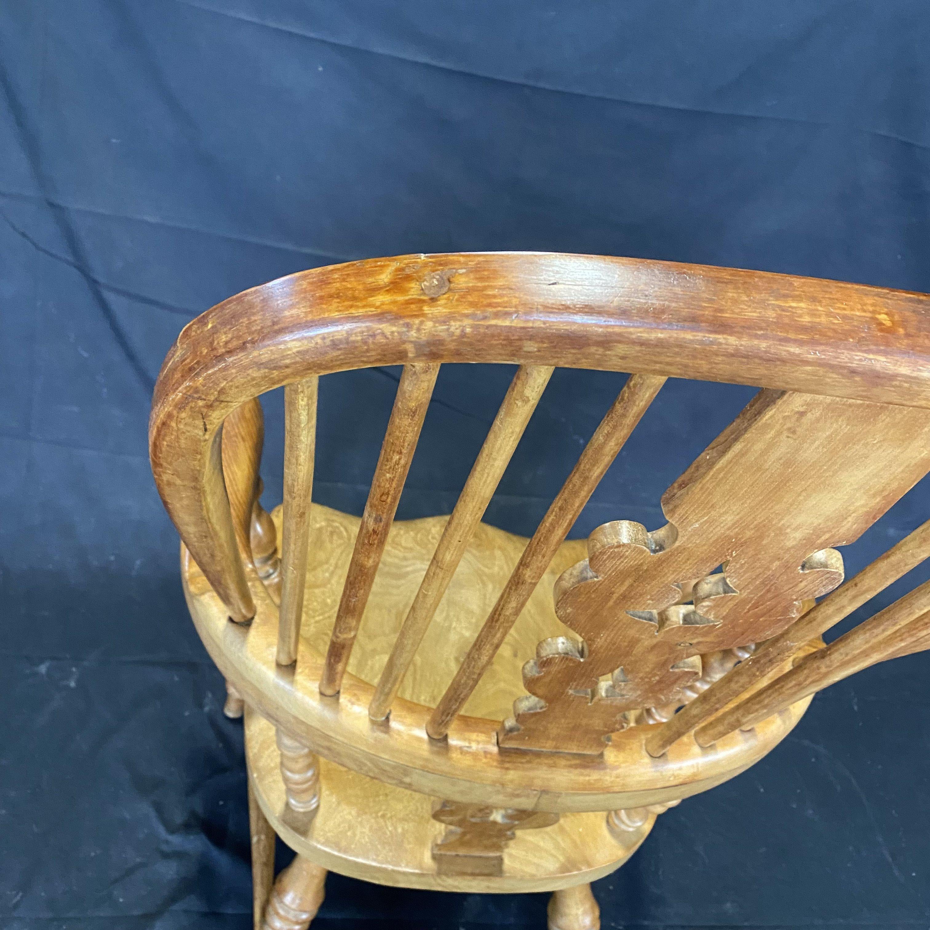 Classic British Antique Oak Windsor Chair  1