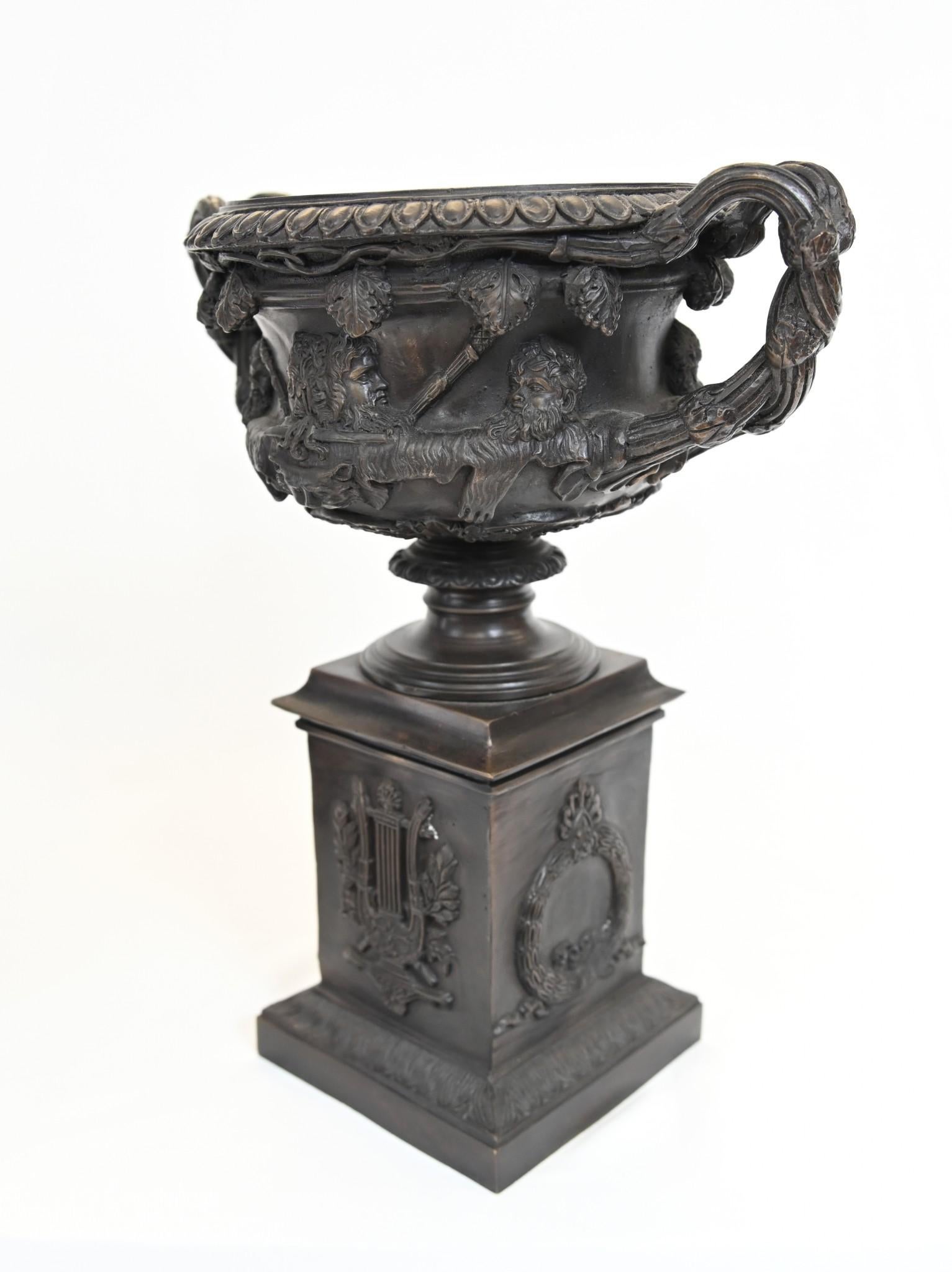 Classic Bronze Italian Urns Warwick Vase Campana Grand Tour In Good Condition In Potters Bar, GB