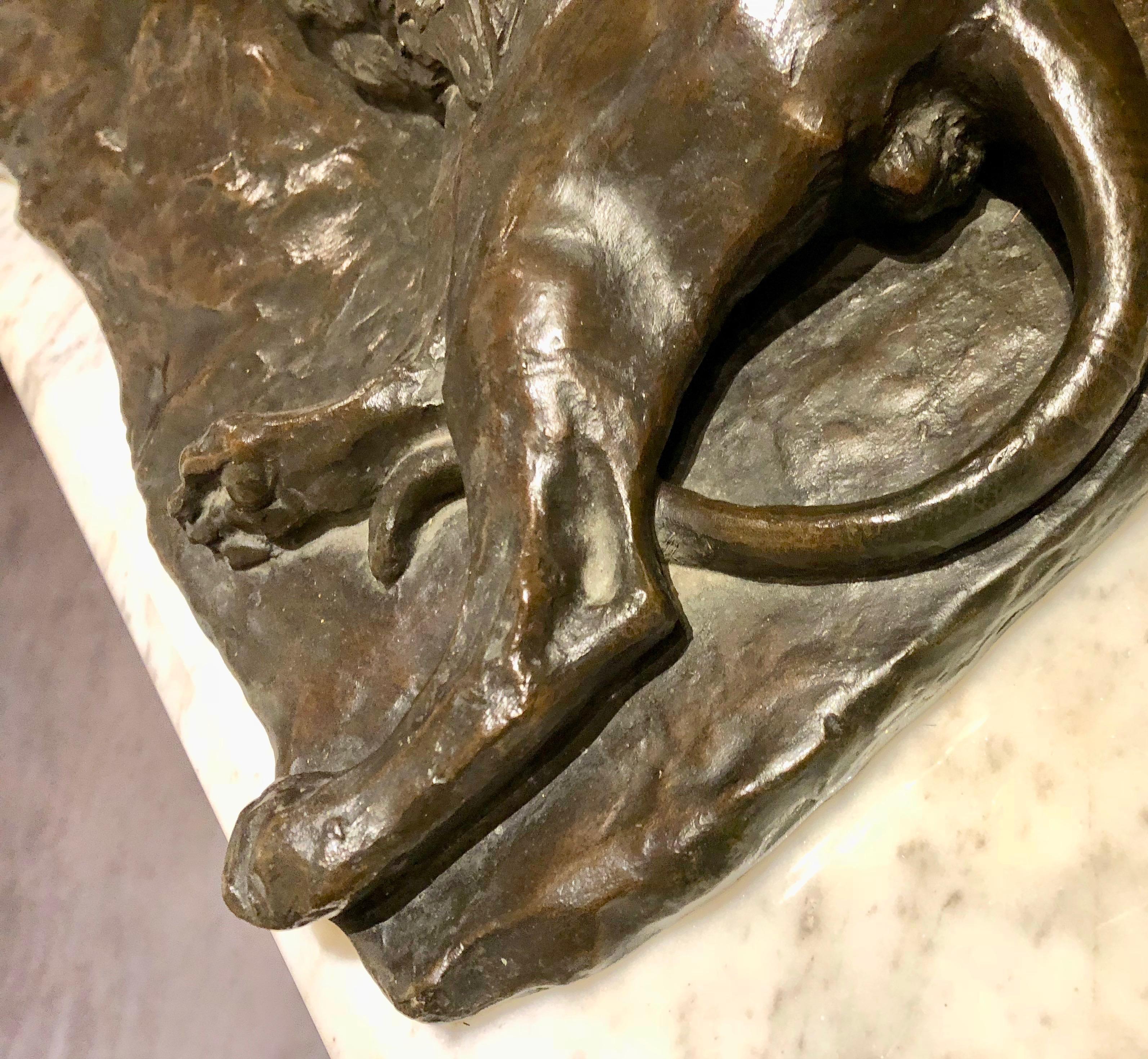 Bronze Statue classique de lion en bronze de Josue Dupon, sculpteur belge Art Déco en vente