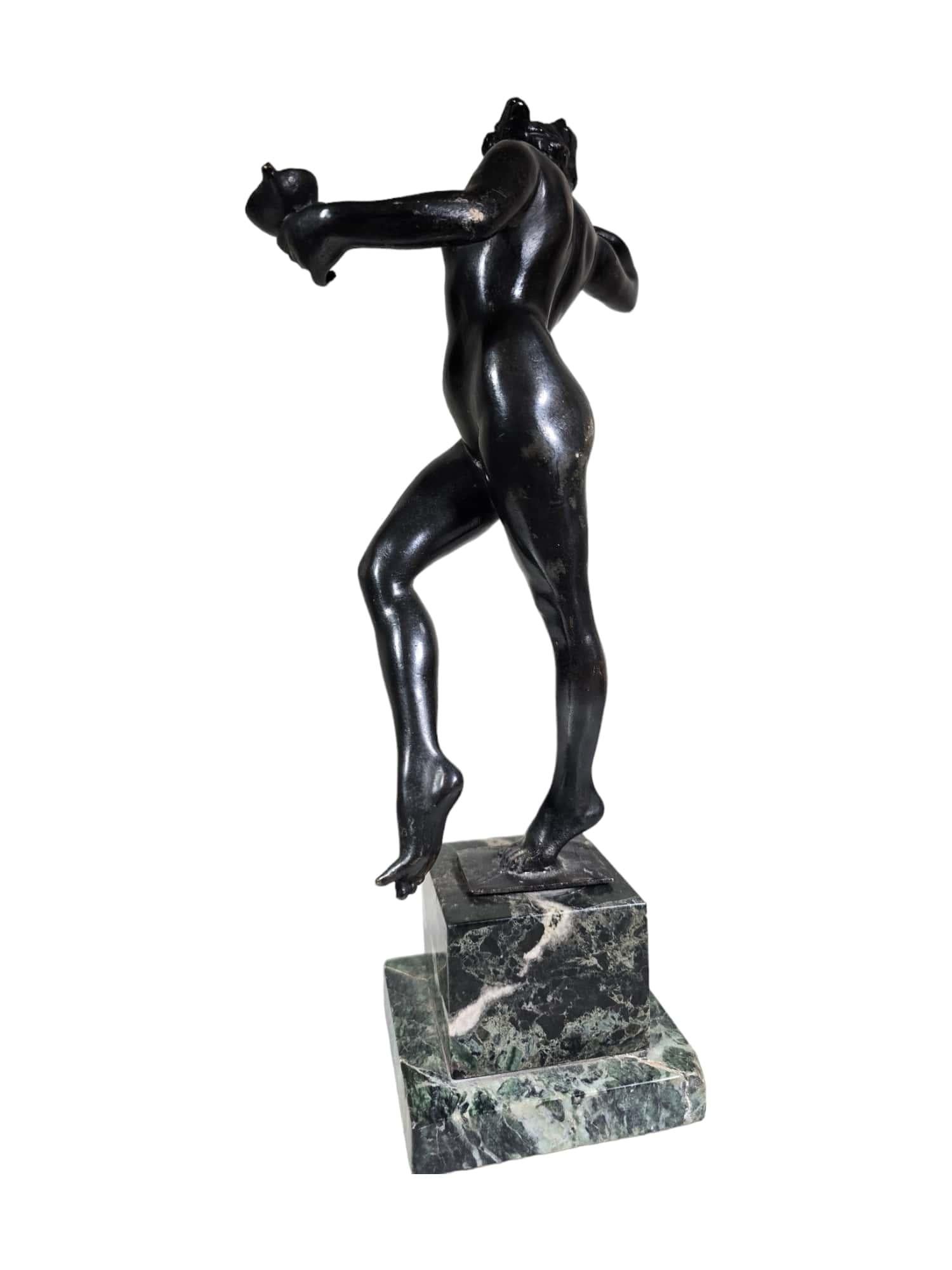 Classic Bronze Sculpture by Luigi de Luca - Maiden of Ancient Greece For Sale 9