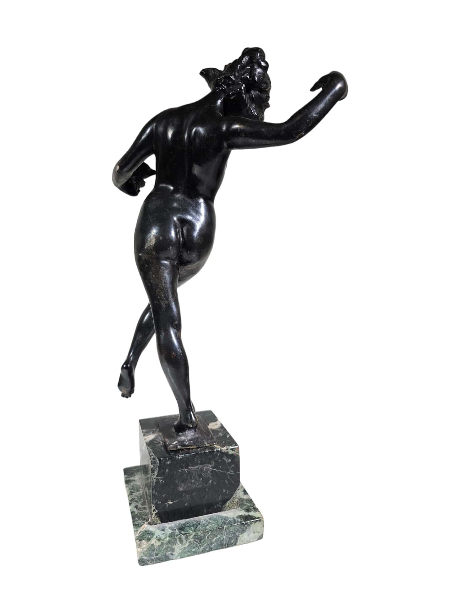 Classic Bronze Sculpture by Luigi de Luca - Maiden of Ancient Greece For Sale 10