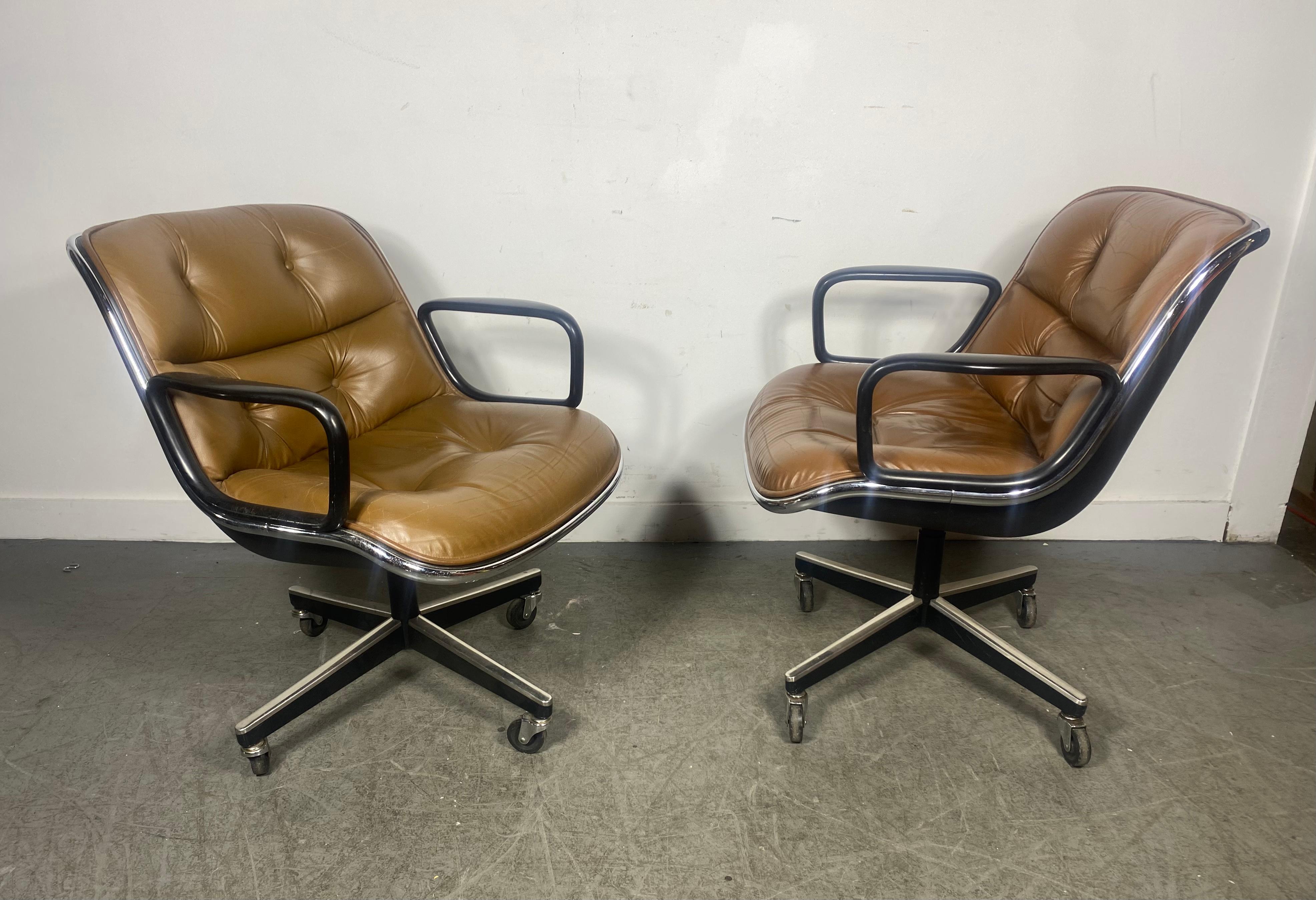 Mid-Century Modern Classic Brown Leather & Chrome Pollock Chairs manufactured by Knoll , 1980s  en vente