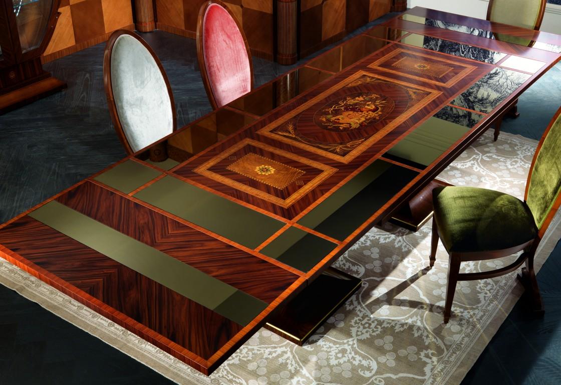 Neoclassical Classic by Carpanelli Luci Della Ribalta Extendible Table with Mirrors For Sale