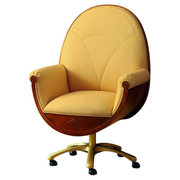 Classic by Giuseppe Carpanelli Gran Confort Office Armchair in leather For Sale