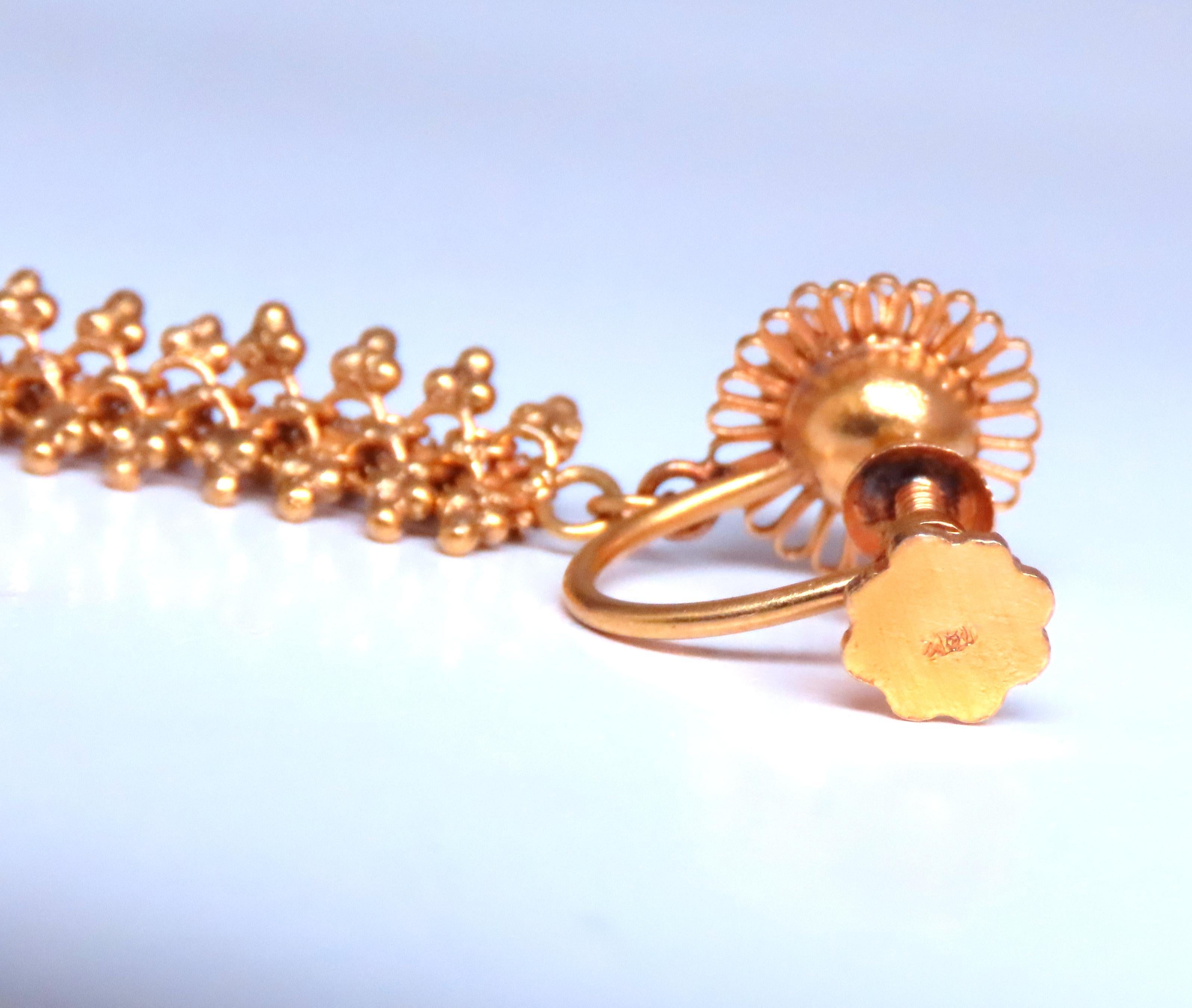 Classic Byzantinische Schraube Non Pierce Ohrringe 18Kt Gold Ref 12375 im Zustand „Hervorragend“ im Angebot in New York, NY