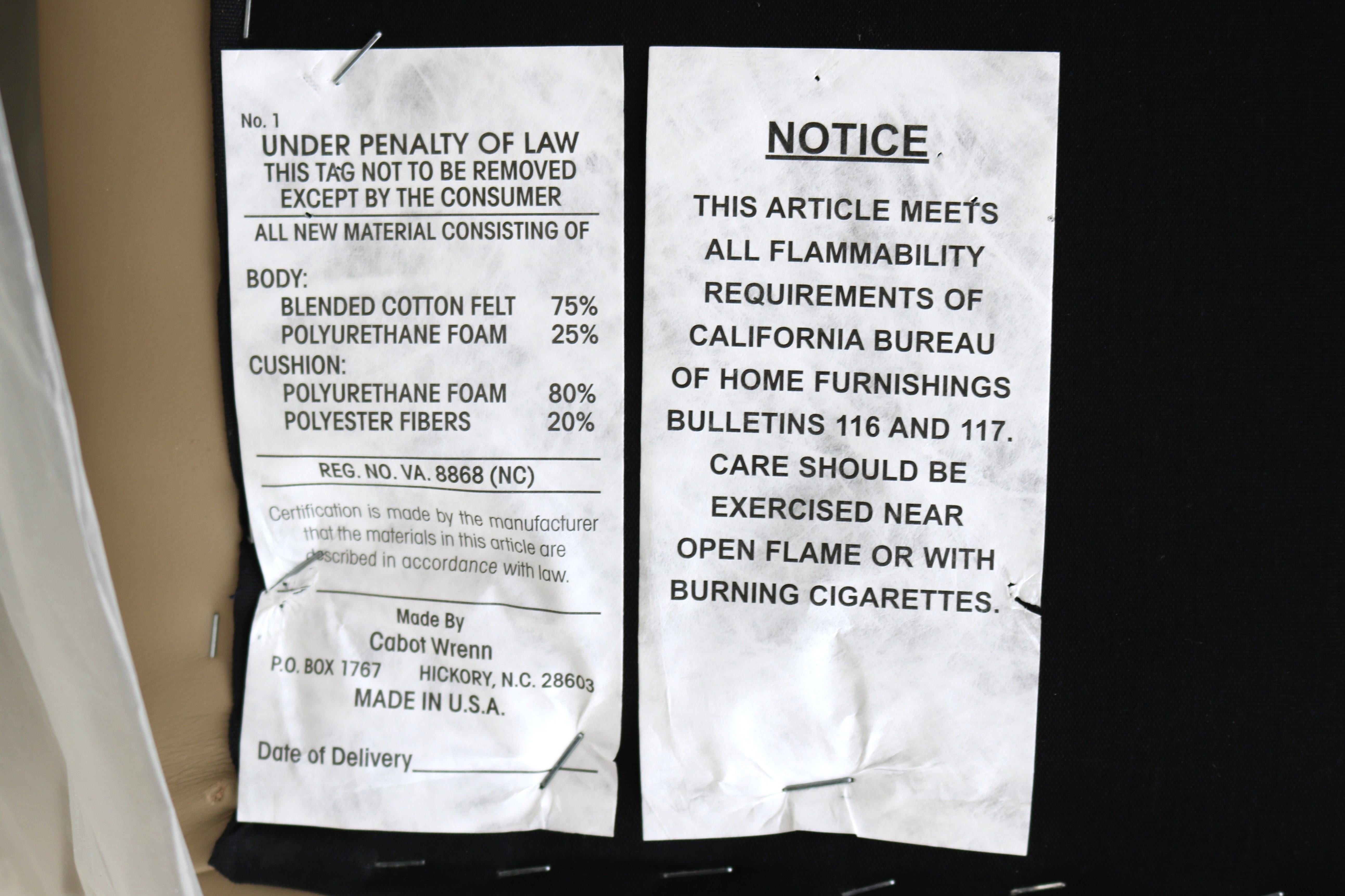 Classic Cabot Wrenn Caesar High Back Regency Taupe Leather Swivel Desk Chair (chaise de bureau pivotante en cuir taupe) en vente 11