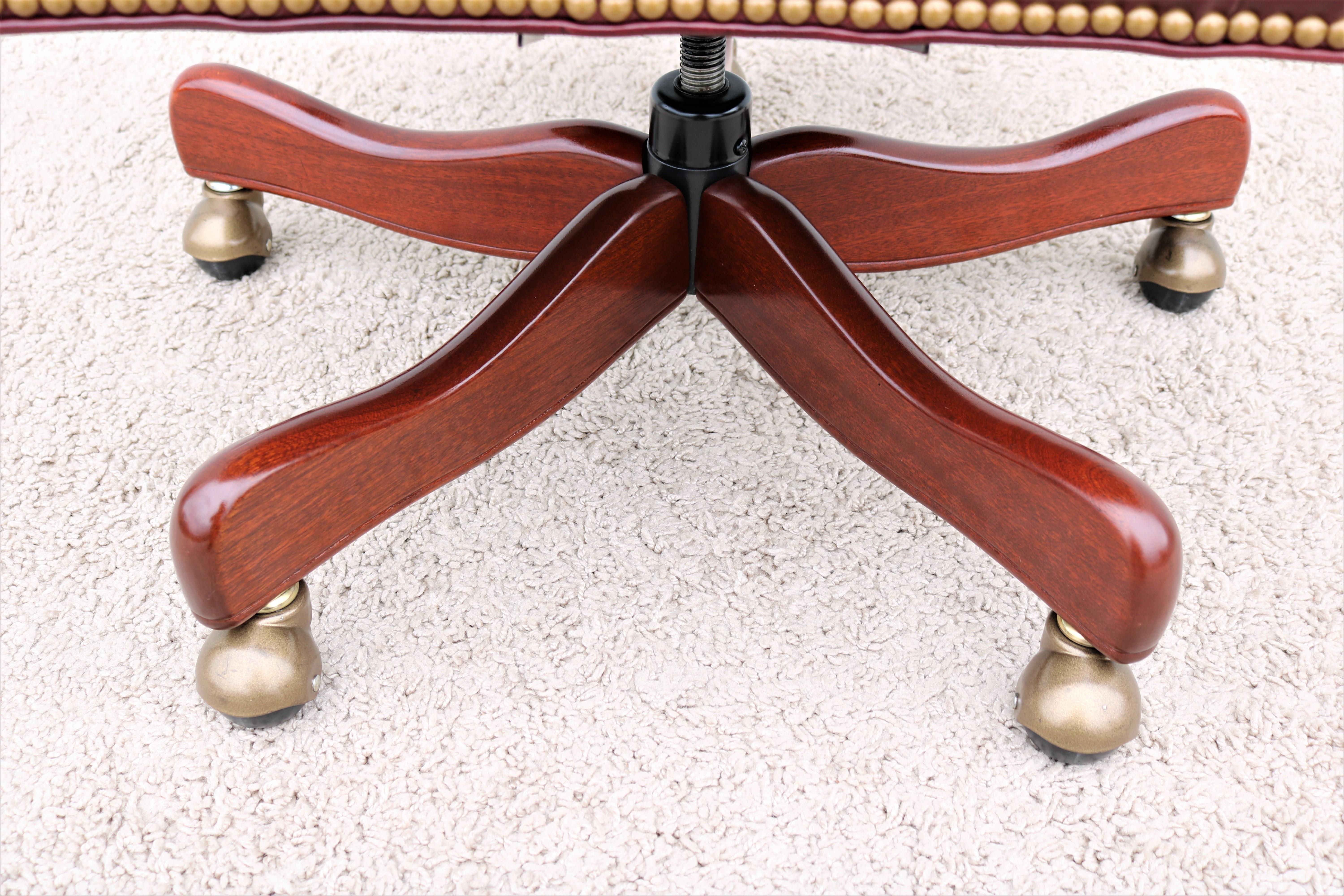 Classic Cabot Wrenn Graham Tufted Burgundy Leather Executive Swivel Desk Chair For Sale 4