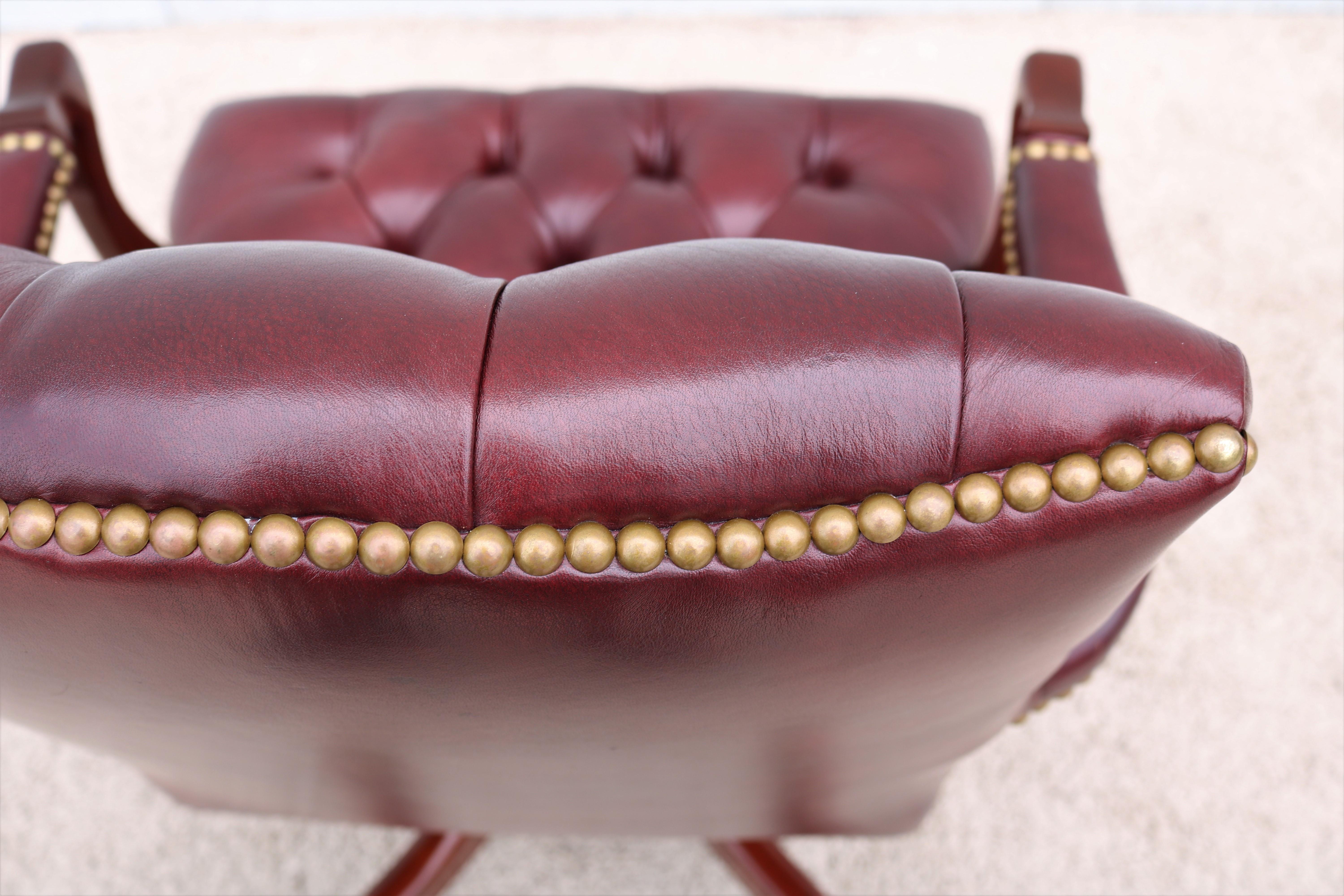 Classic Cabot Wrenn Graham Tufted Burgundy Leather Executive Swivel Desk Chair For Sale 7