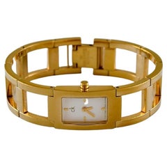 Montre-bracelet classique pour femmes Calvin Klein, fin du 20e siècle
