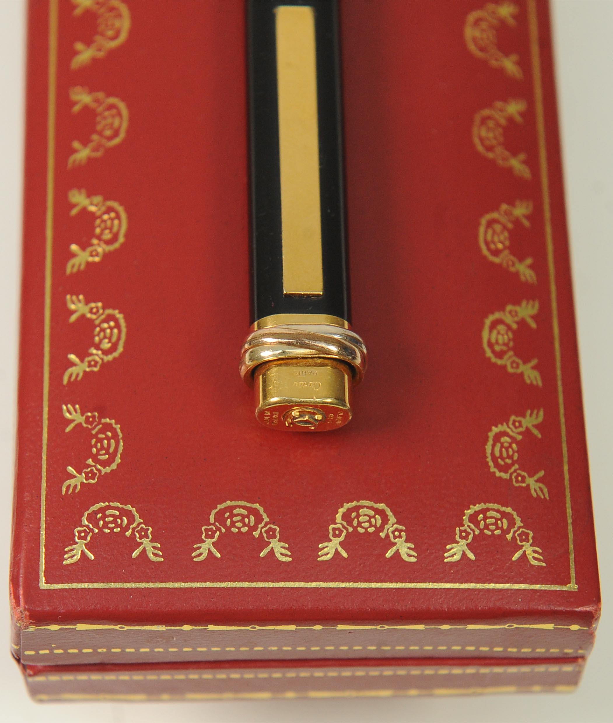 Classic Cartier 18ct Gold Plated Black Vendome Trinity Rollerball Pen & Box For Sale 1