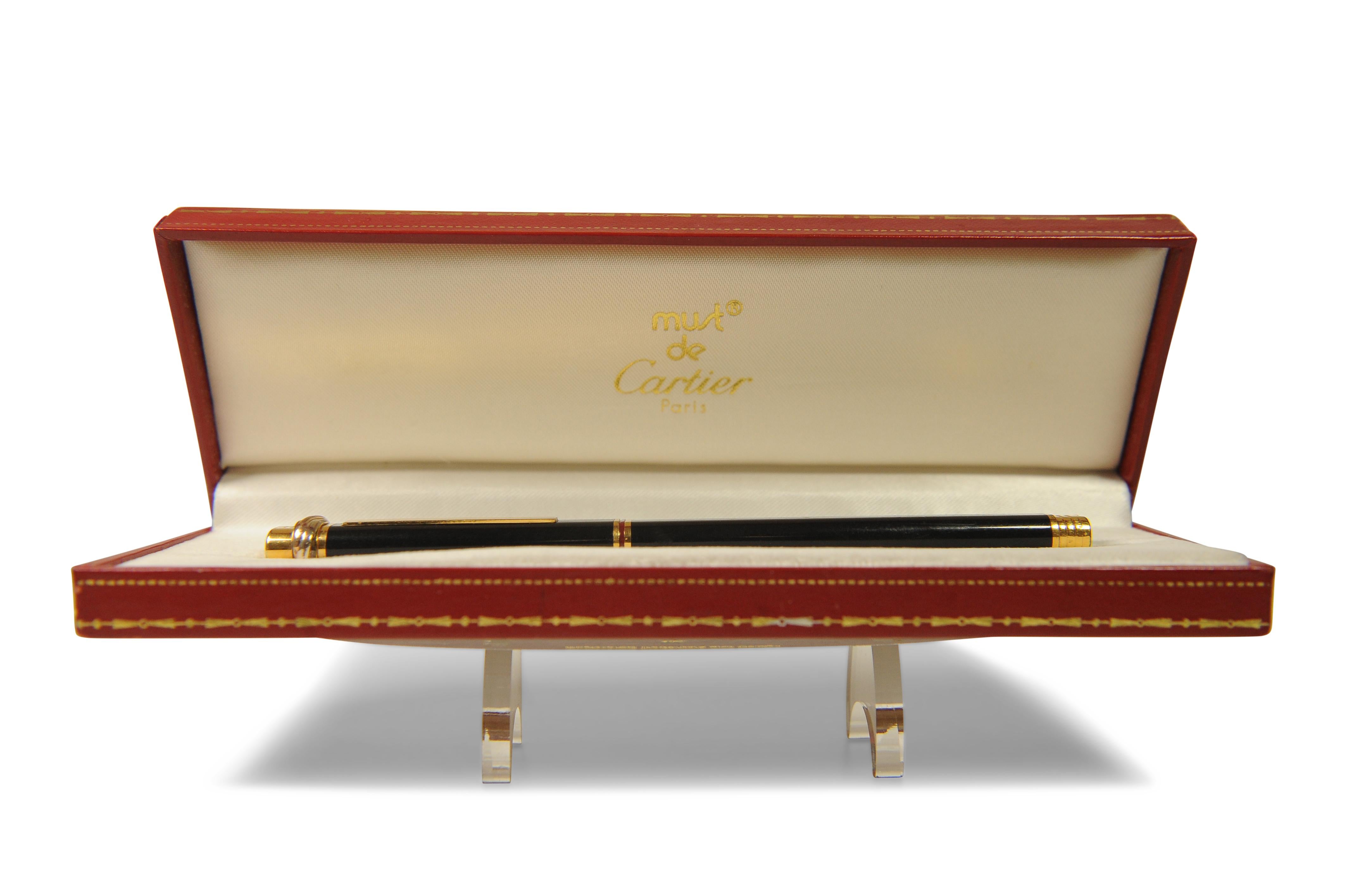 Penna roller classica Cartier Vendome Trinity nera placcata oro 18 ct e scatola in vendita 5