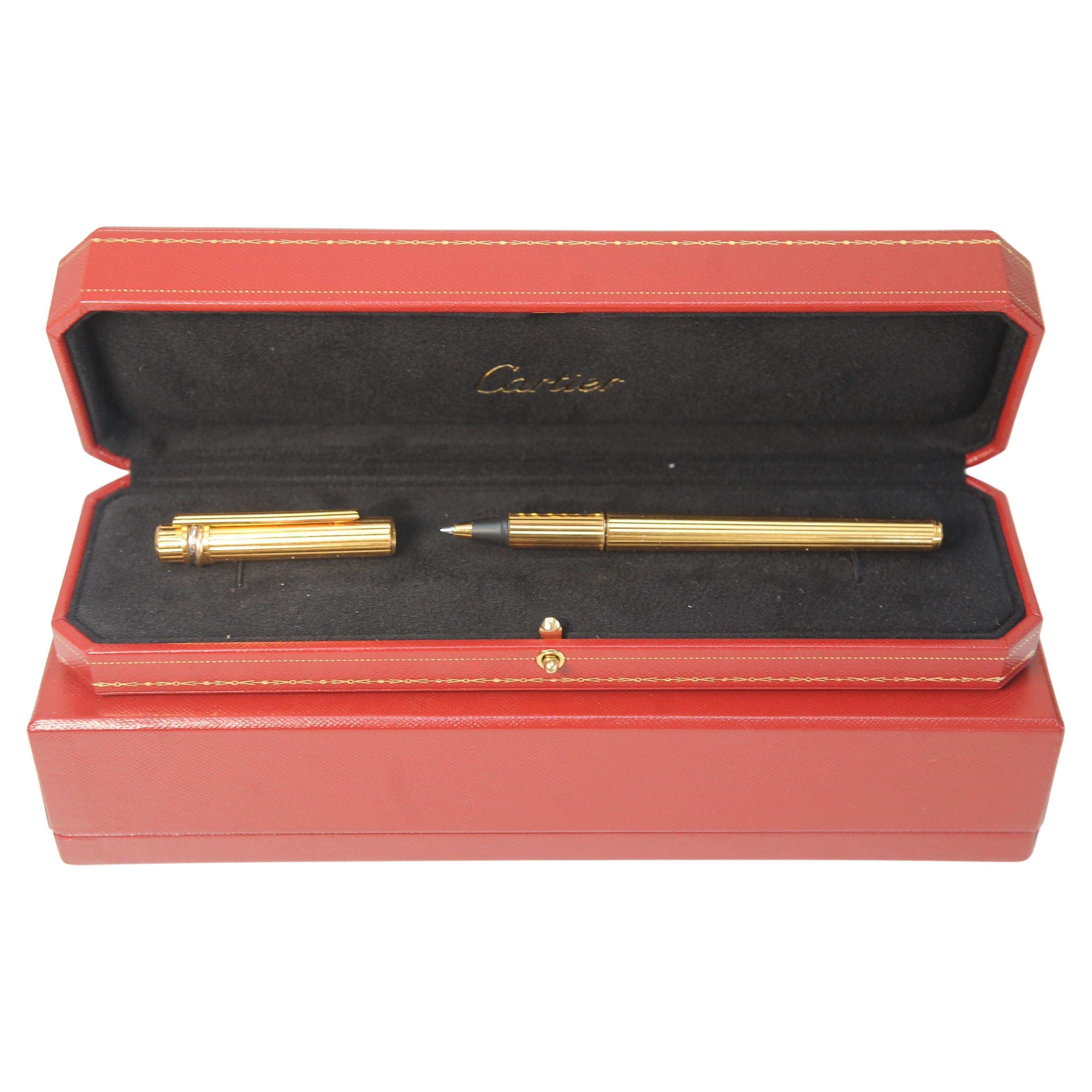 20th Century Classic Cartier 18ct Gold Plated Ribbed Trinity Rollerball Pen & Cartier Box For Sale