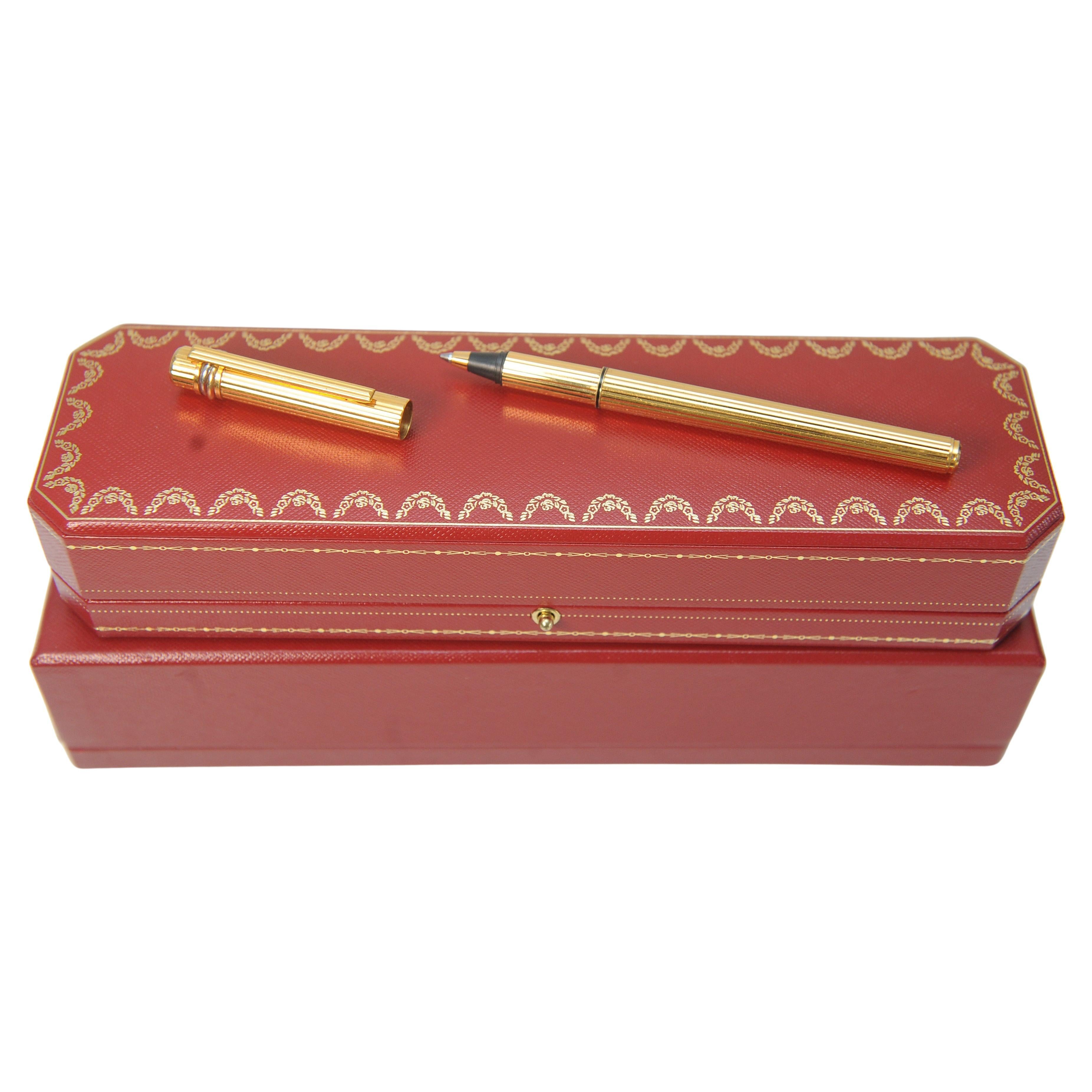 Classic Cartier 18ct Gold Plated Ribbed Trinity Rollerball Pen & Cartier Box For Sale 1