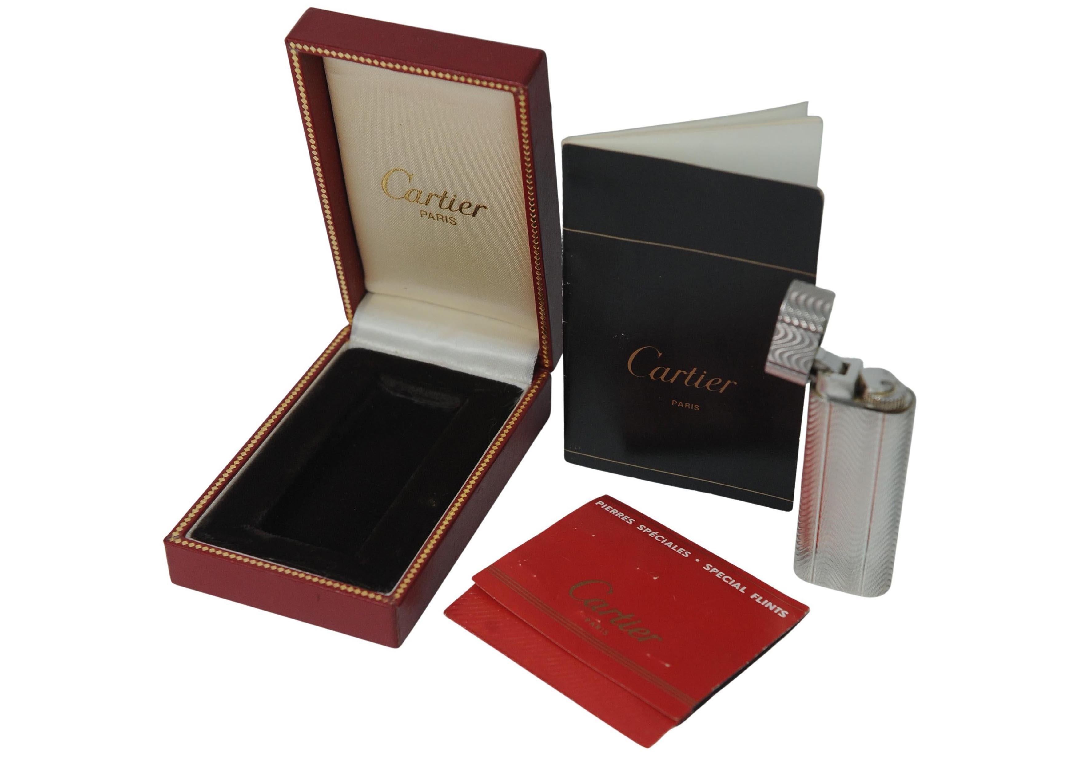 Art Déco Classic Cartier Silver Plated Cigarette Lighter With Cartier Box And Papers in vendita