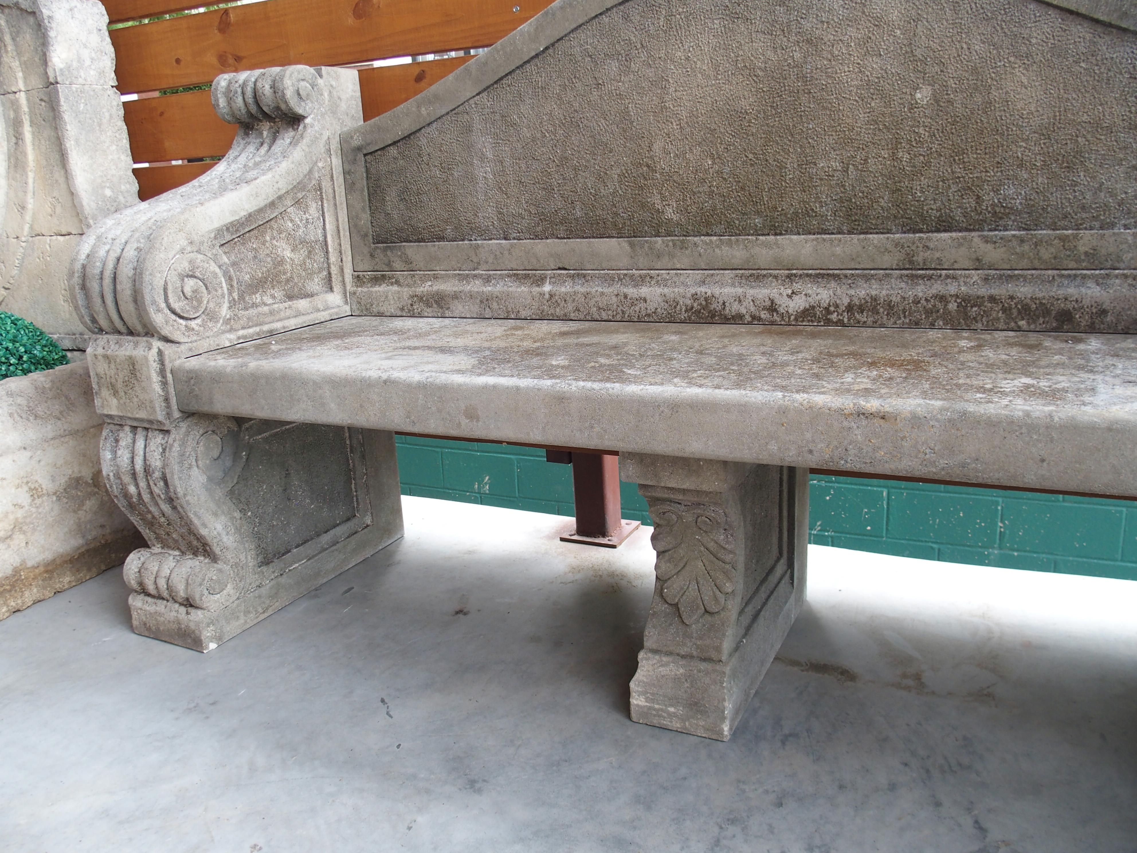 Banc de parc classique en pierre calcaire sculptée du nord de l'Italie en vente 4