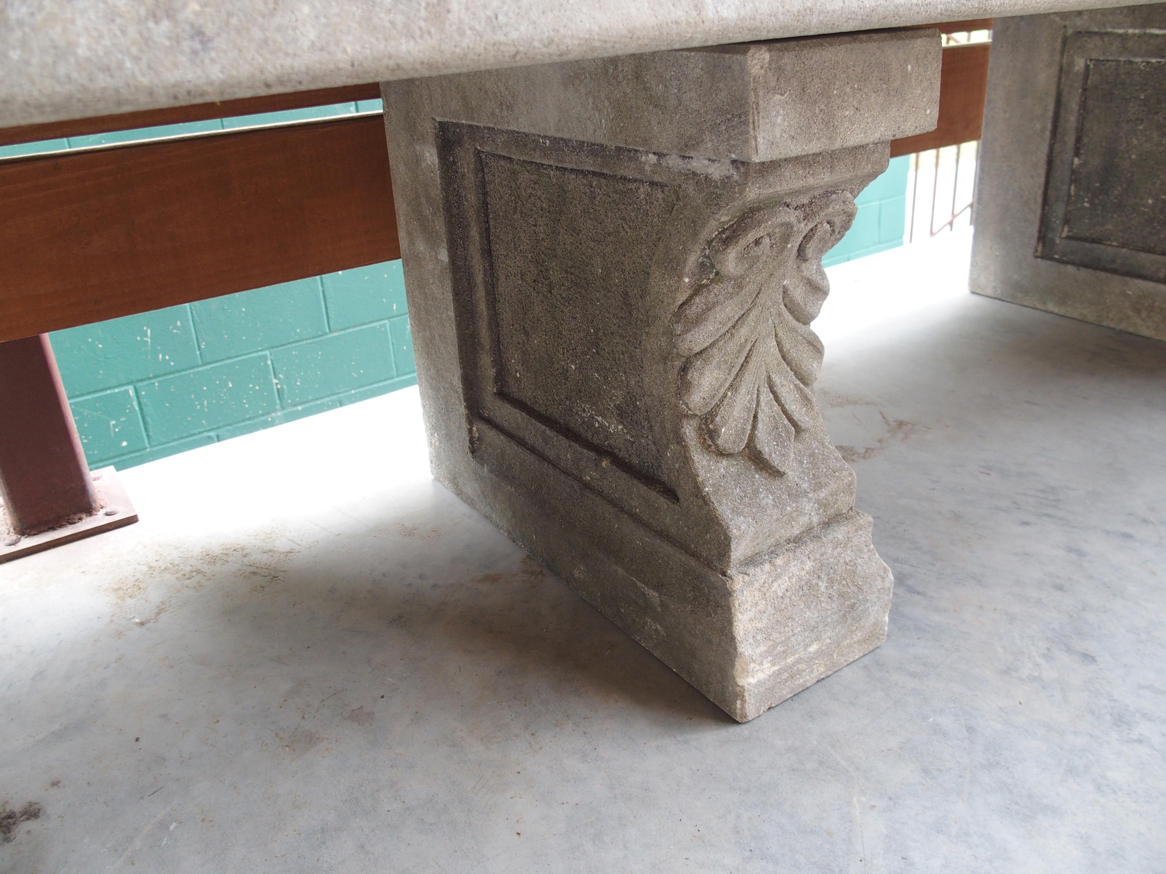 Banc de parc classique en pierre calcaire sculptée du nord de l'Italie en vente 7