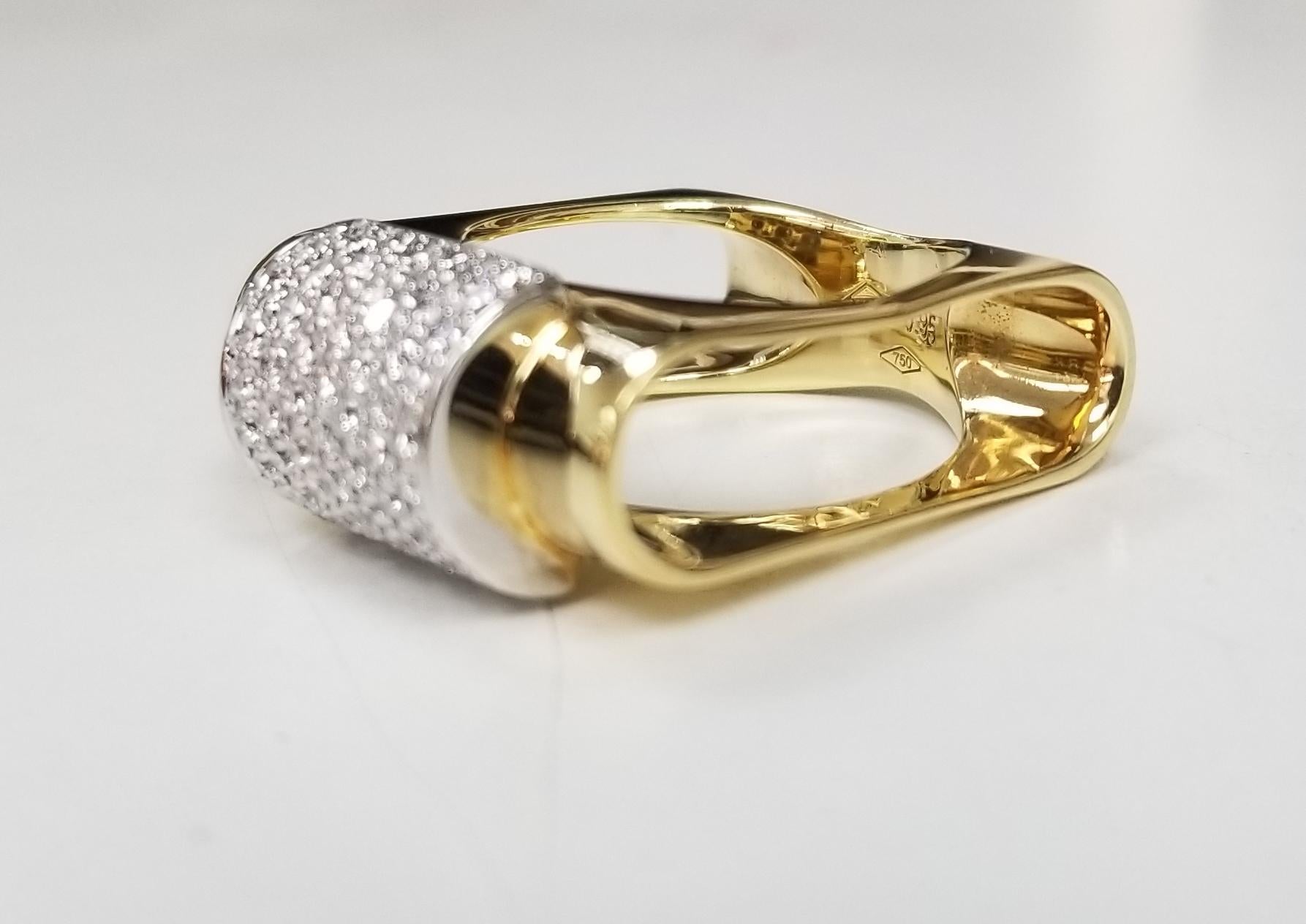 *Motivated to Sell – Please make a Fair Offer*
Classic Casa Gi. 18k yellow gold and diamond unique open design ring
Product Details
    Metal: 18K YELLOW GOLD
    Measurements :
        Width: 10.58MM
        Thickness: 7.62mm
Specifications:
   