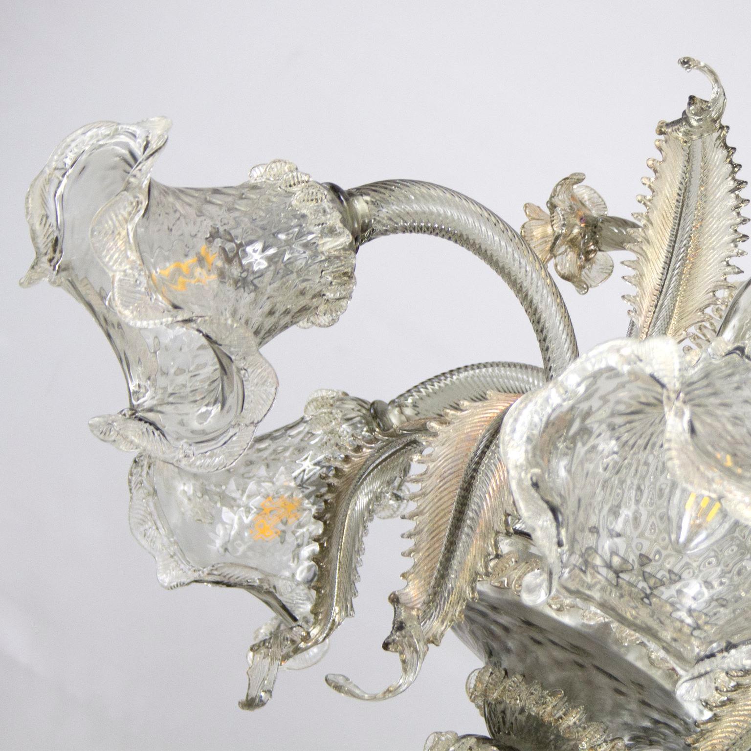 XXIe siècle et contemporain Lustre classique  5 bras en verre de Murano gris clair par Multiforme, en stock en vente