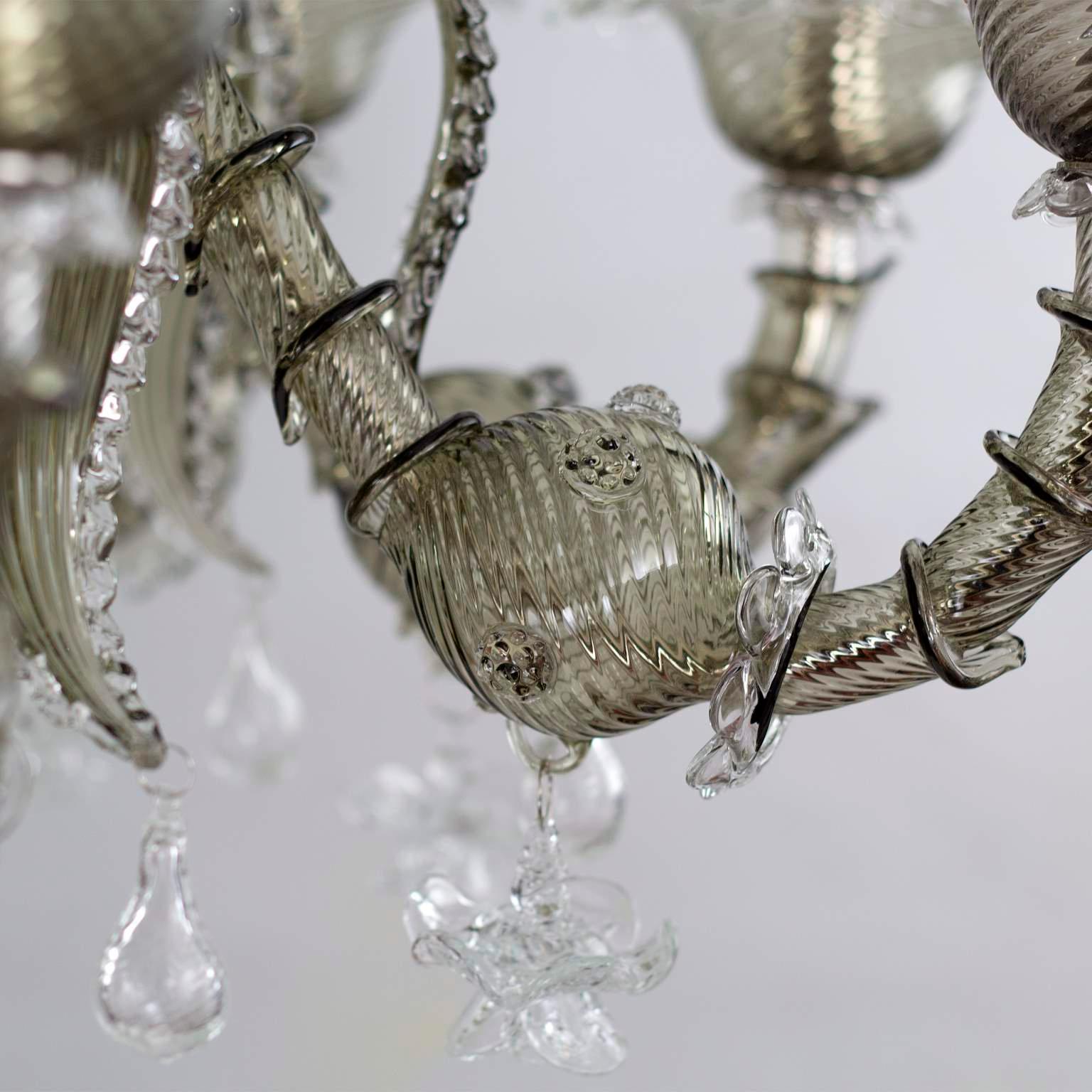 Other Classic Chandelier, 8 Lights, Grey Murano Glass V-Magic by Multiforme in stock For Sale