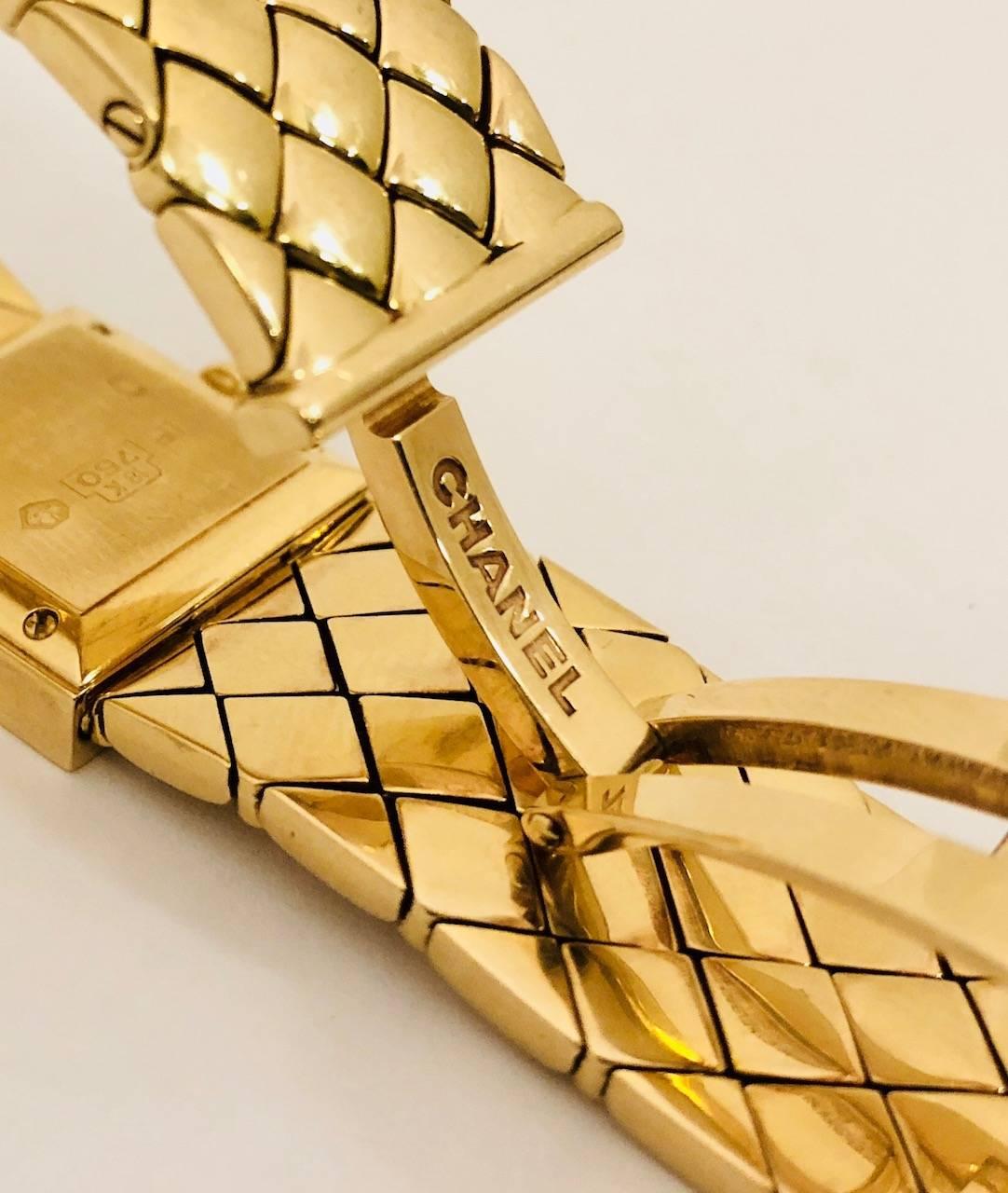 Chanel Yellow Gold Matelasse Quilted Bracelet Quartz Wristwatch For Sale 4
