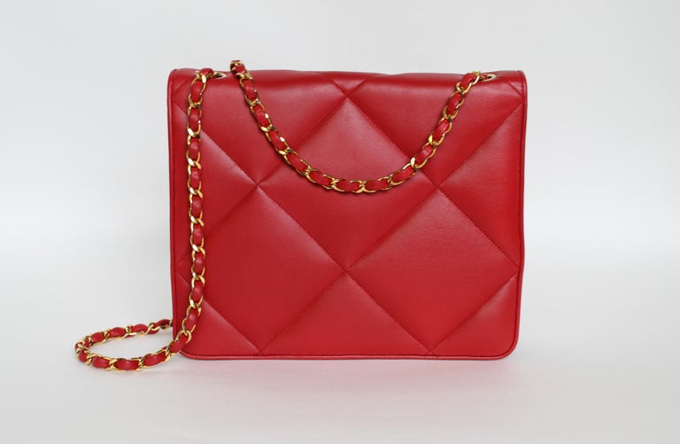 Classic Chanel 19 Vintage Rare 90s Jumbo Lambskin Red Envelope Flap Bag