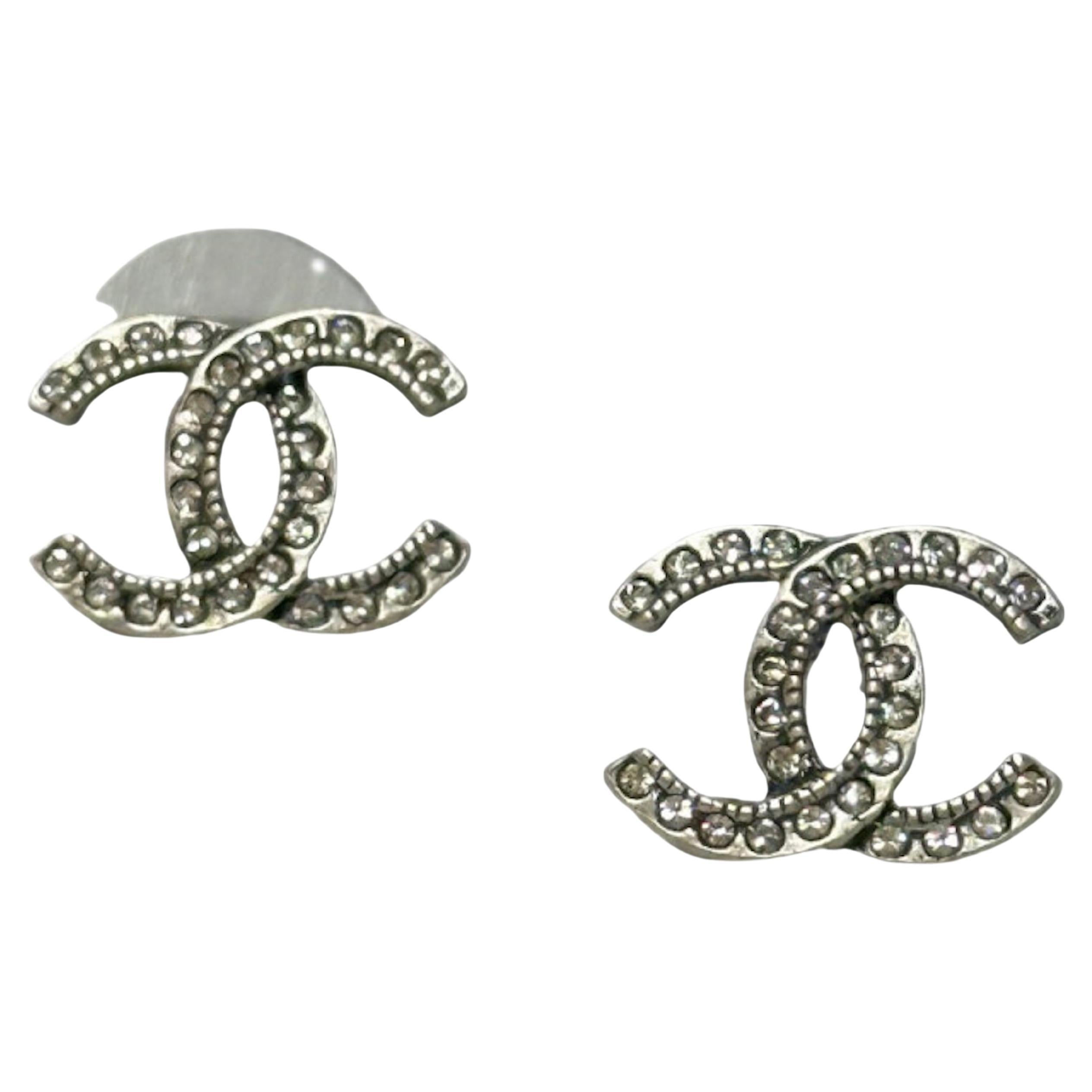 Classic Chanel CC silver earrings