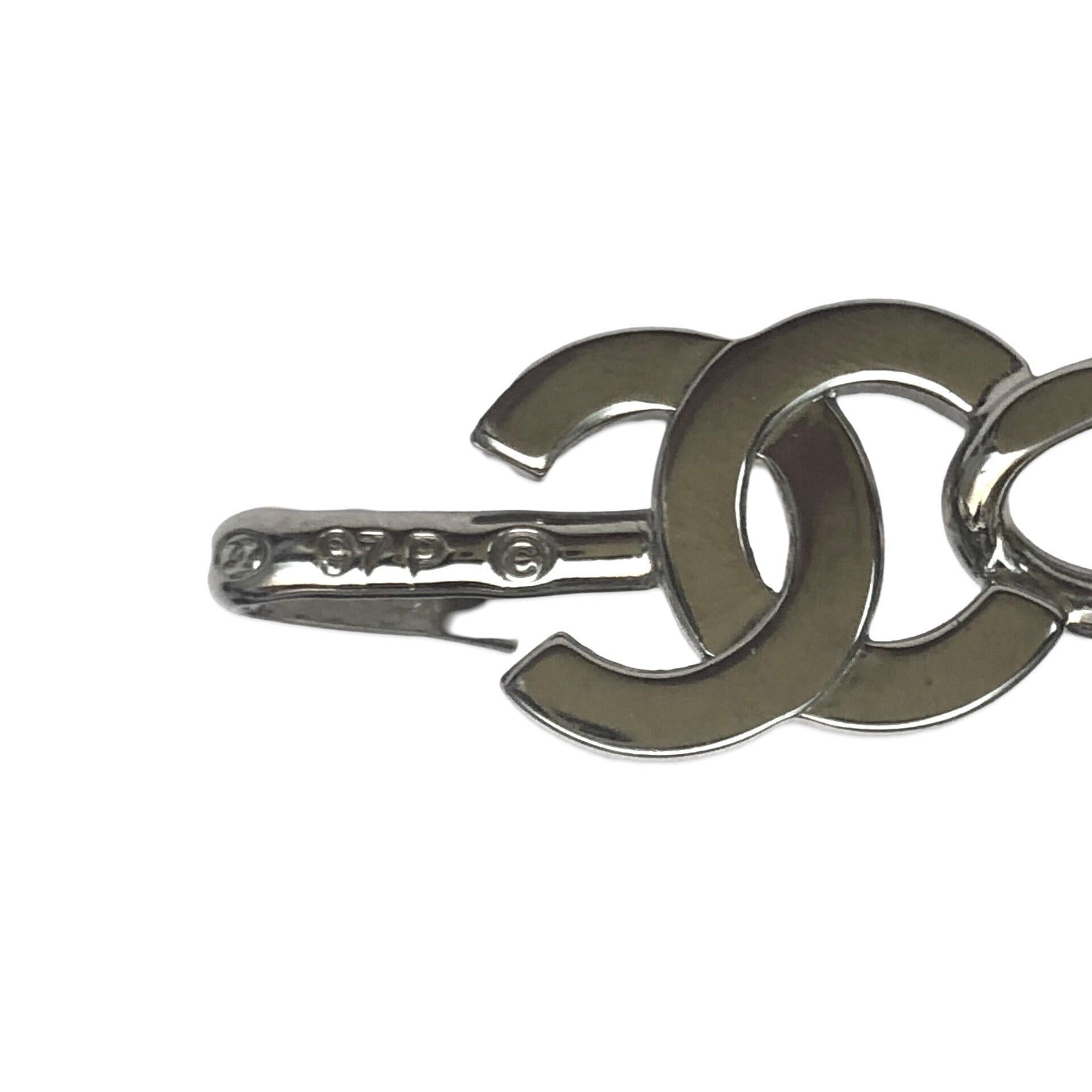 Classic Chanel yellow lambskin silver chain belt in silver interlocking CC logo In Excellent Condition For Sale In Sheung Wan, HK