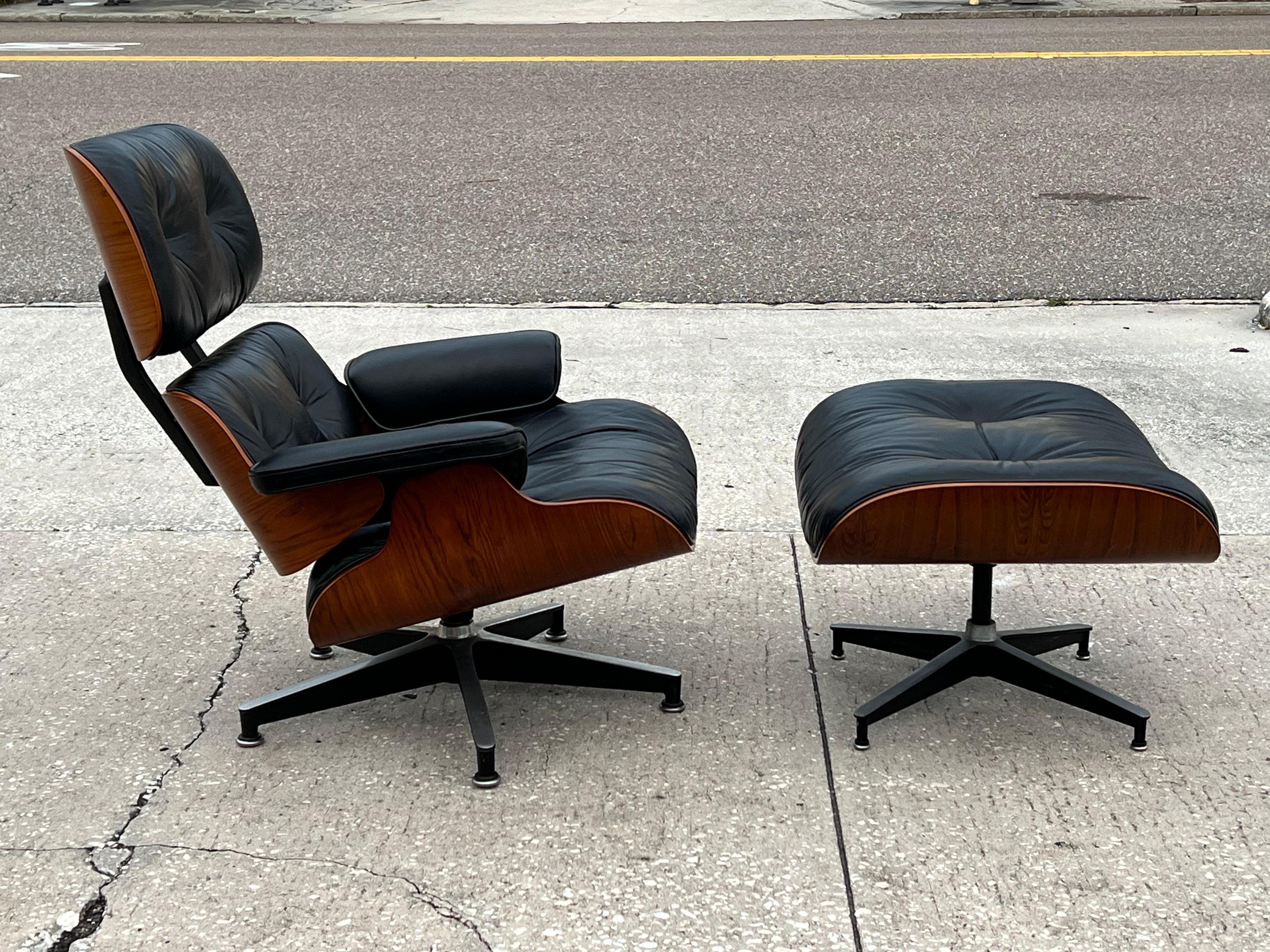 Classic Charles Eames Herman Miller Lounge Chair Black Leather 4