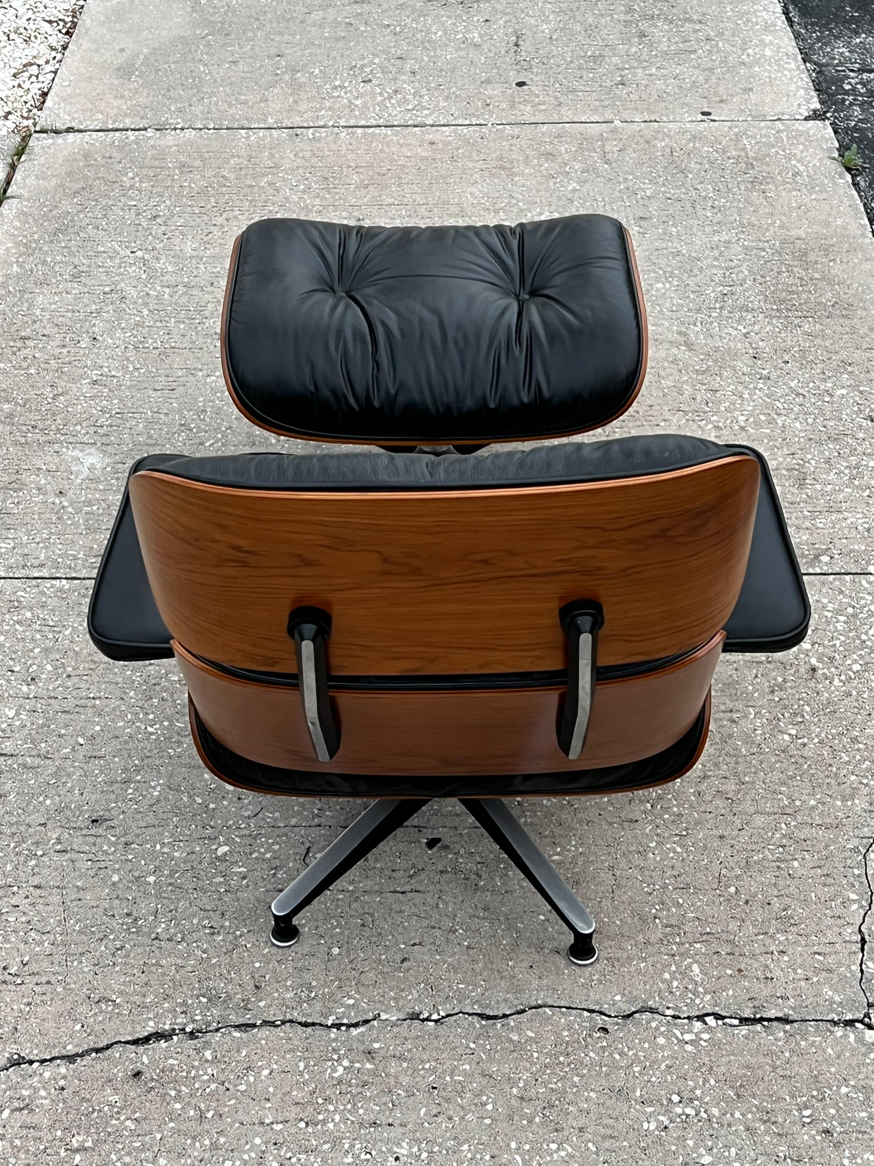 Classic Charles Eames Herman Miller Lounge Chair Black Leather 2