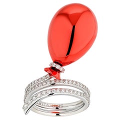 Anello classico a palloncino rosso ciliegia in oro bianco 18 carati