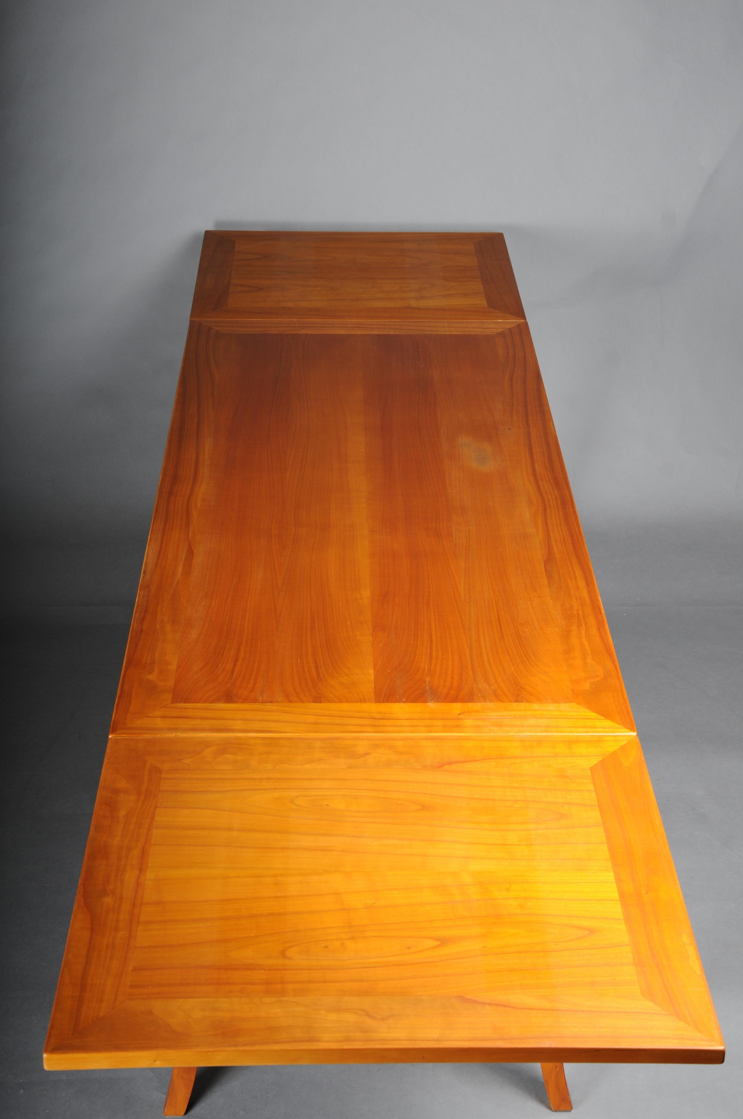 Table de salle à manger/conférence classique en bois de cerisier dans le style Biedermeier en vente 6