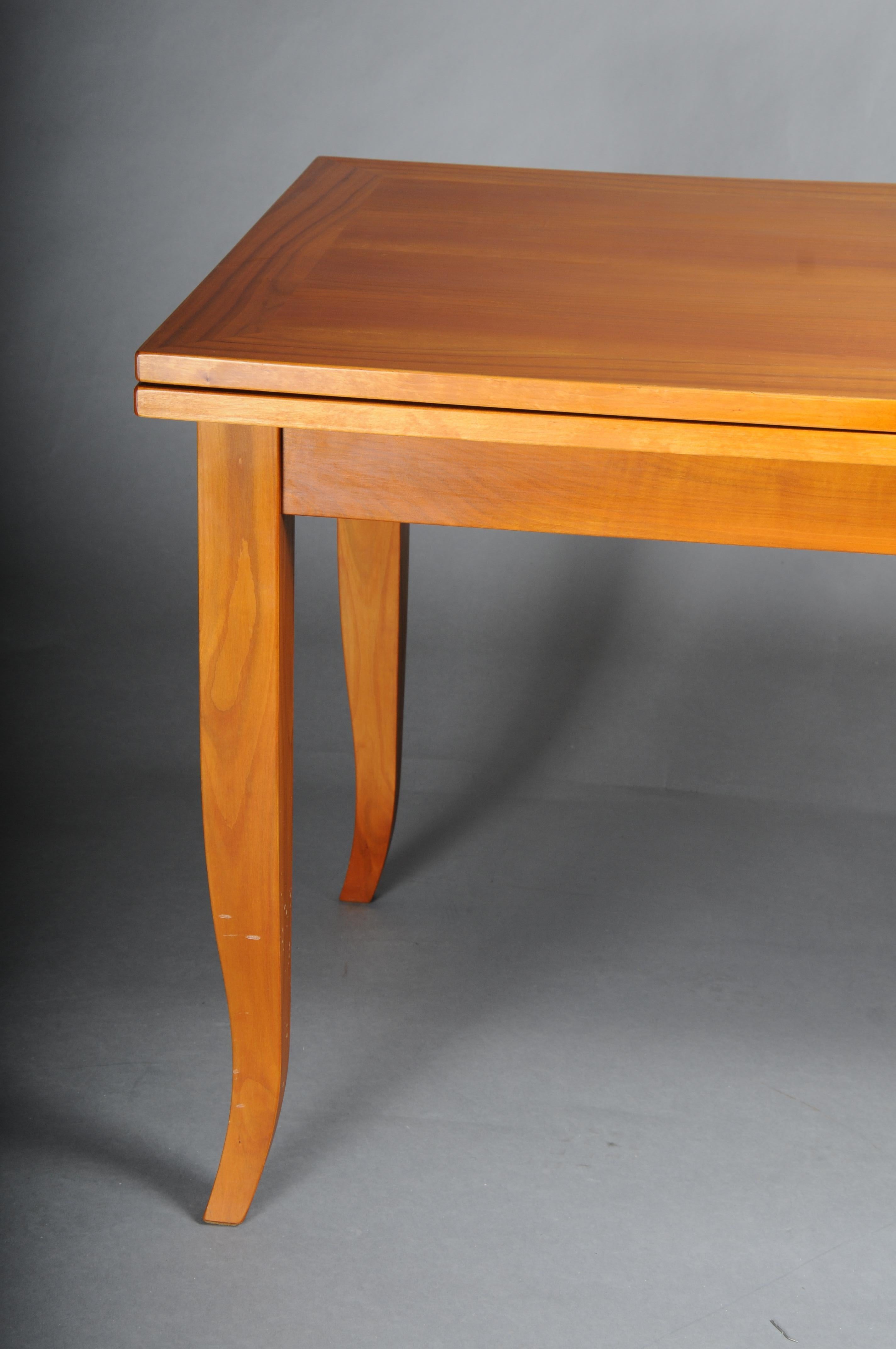 Table de salle à manger/conférence classique en bois de cerisier dans le style Biedermeier Bon état - En vente à Berlin, DE