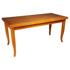 Klassischer Ess-/Besprechungstisch aus Kirschholz im Biedermeier-Stil