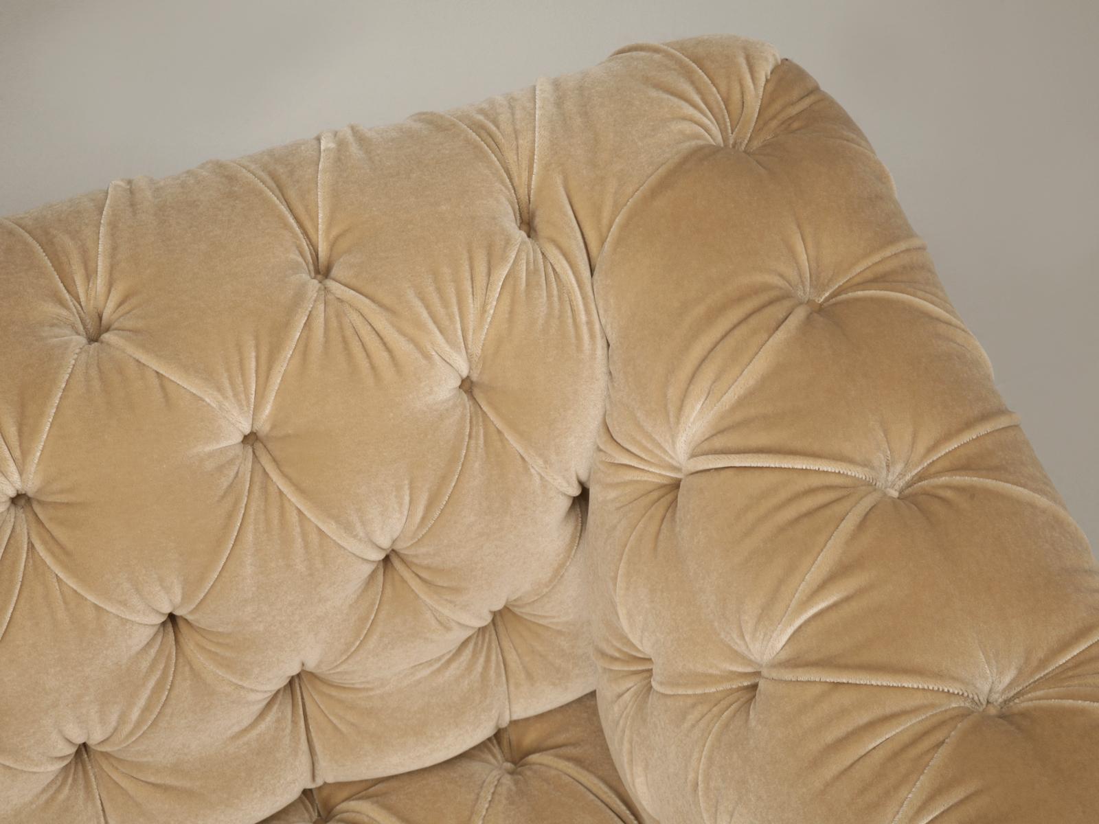 Fait main Canapé à dossier touffeté de style Chesterfield, crin de cheval, pieds pattes de lion en bronze Toute taille en vente