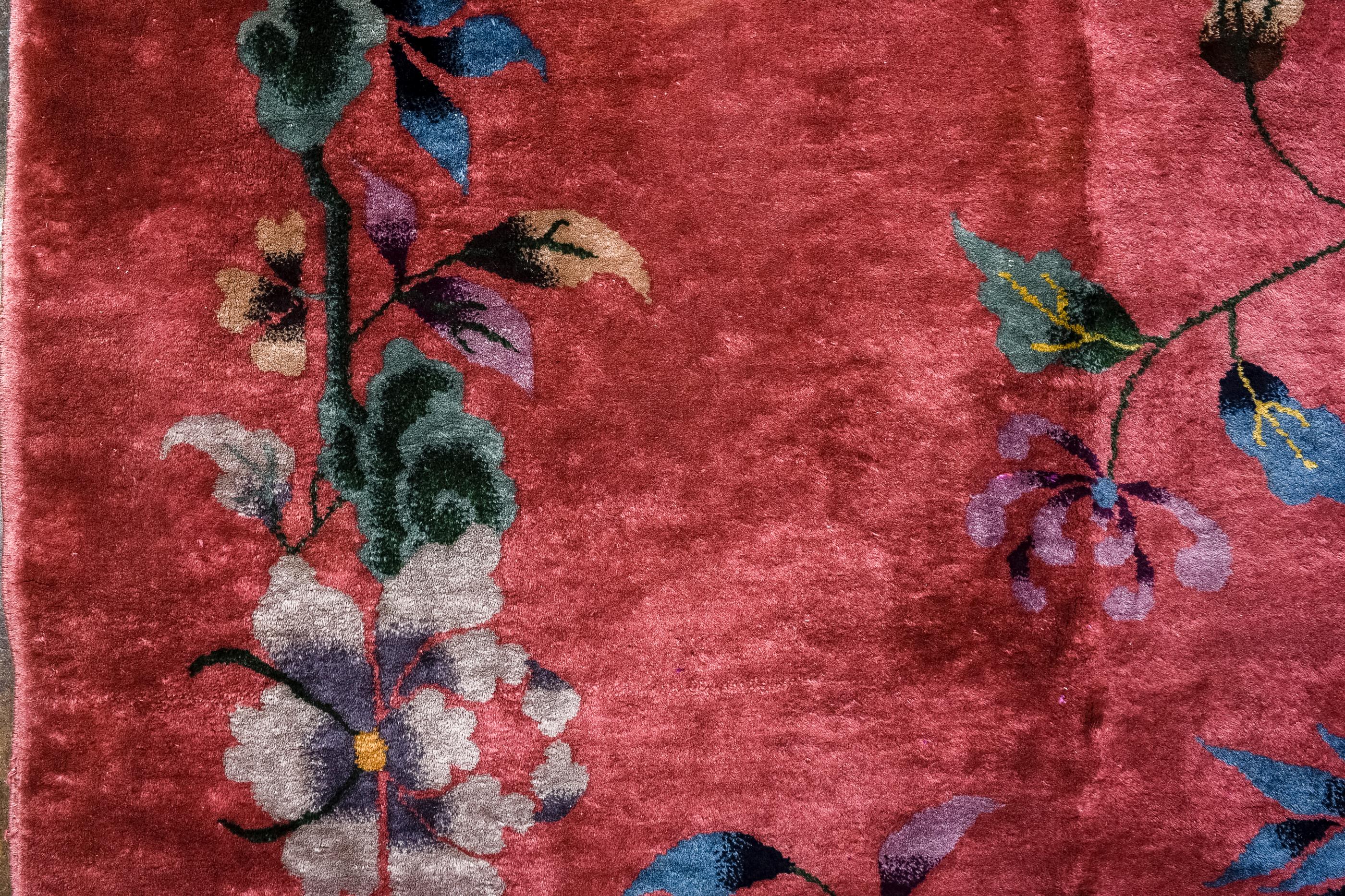 20th Century Classic Chinese Art Deco Rug with Rose Tone Ground and a Floral Trellis For Sale