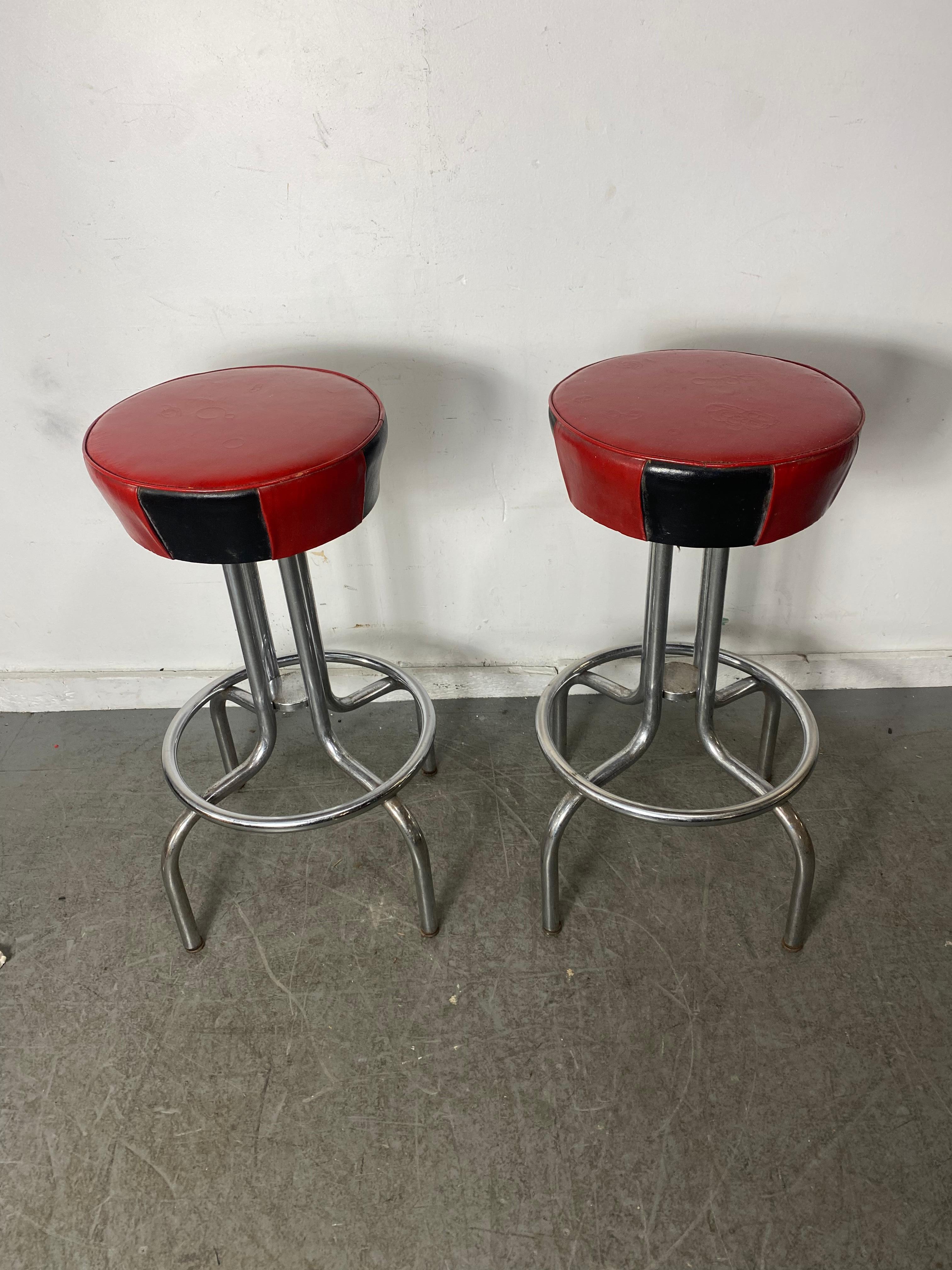 Classic Chrome Art Deco Swivel Bar / Counter Stools by Meyer Smith.. In Good Condition For Sale In Buffalo, NY