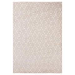 Tapis à traçage personnalisable Classic Clean Lines en Dove Small