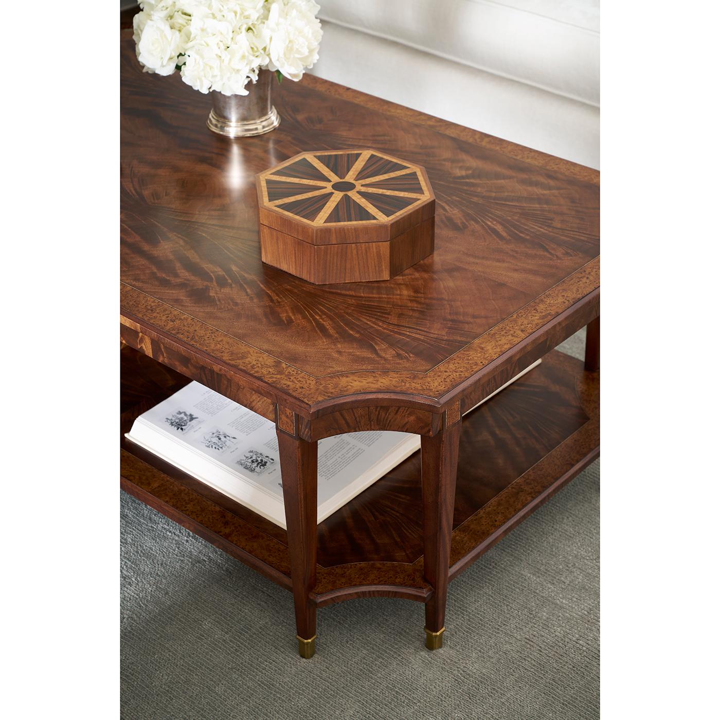 Regency Table basse Classic en vente