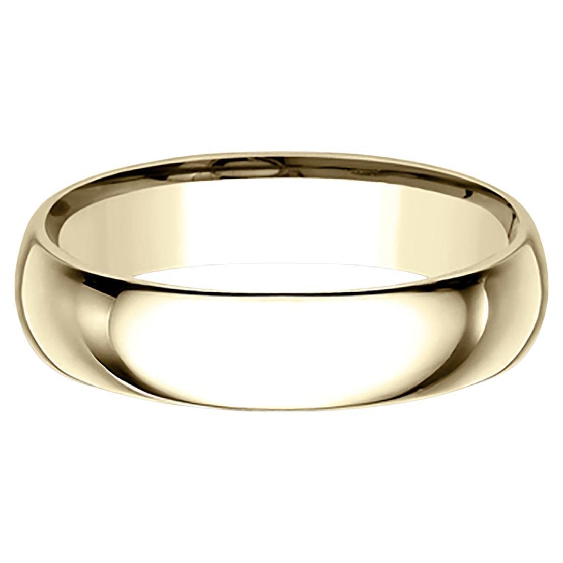 Benchmark Classic Comfort Fit Wedding Band in 14K Yellow Gold, Width 5mm For Sale