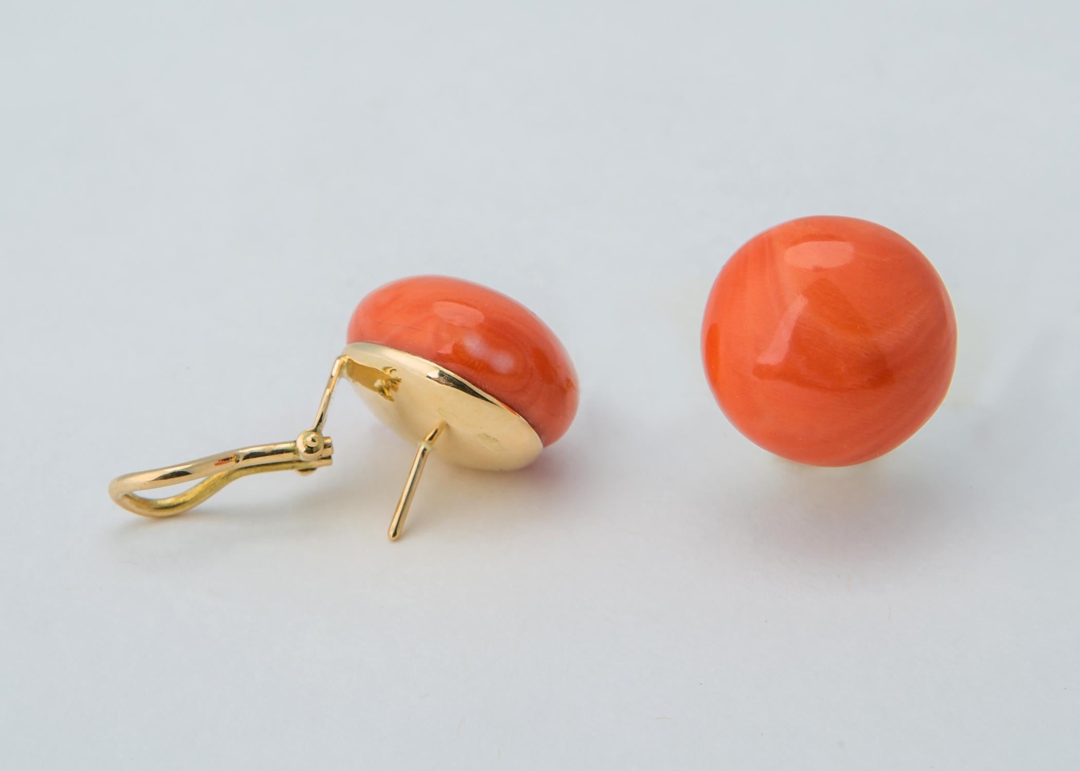 Contemporary Classic Coral and Gold Button Earrings For Sale