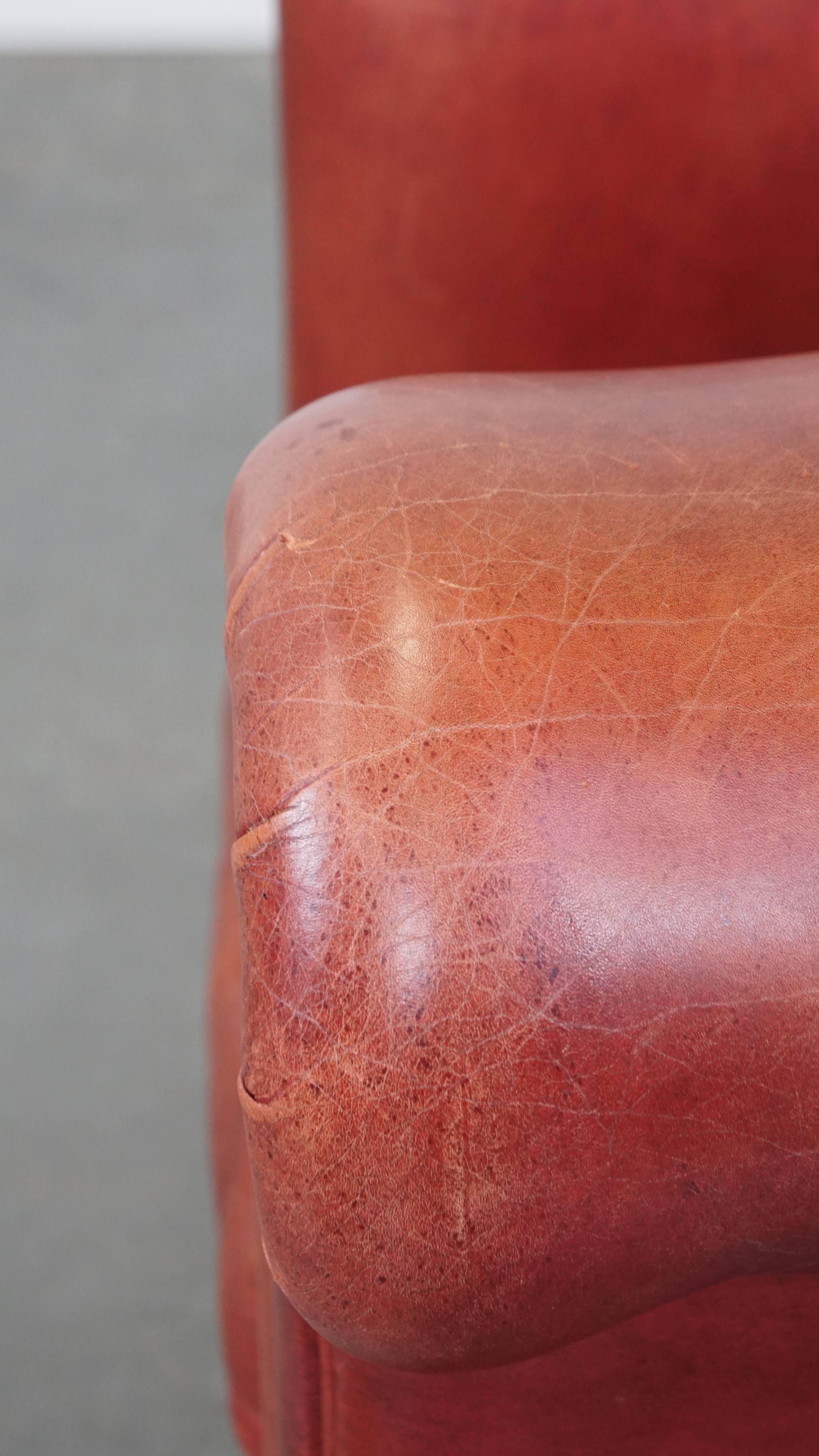 Classic Cowhide Leather English Chesterfield Club Chair in a Light Red Tone For Sale 8