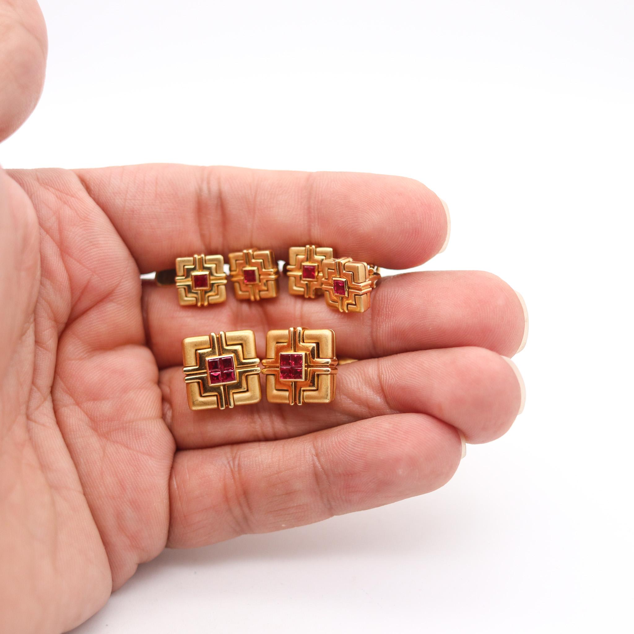 Classic Cufflinks And Shirt Studs Set 18Kt Yellow Gold With 1.80 Ctw In Rubies In Excellent Condition For Sale In Miami, FL